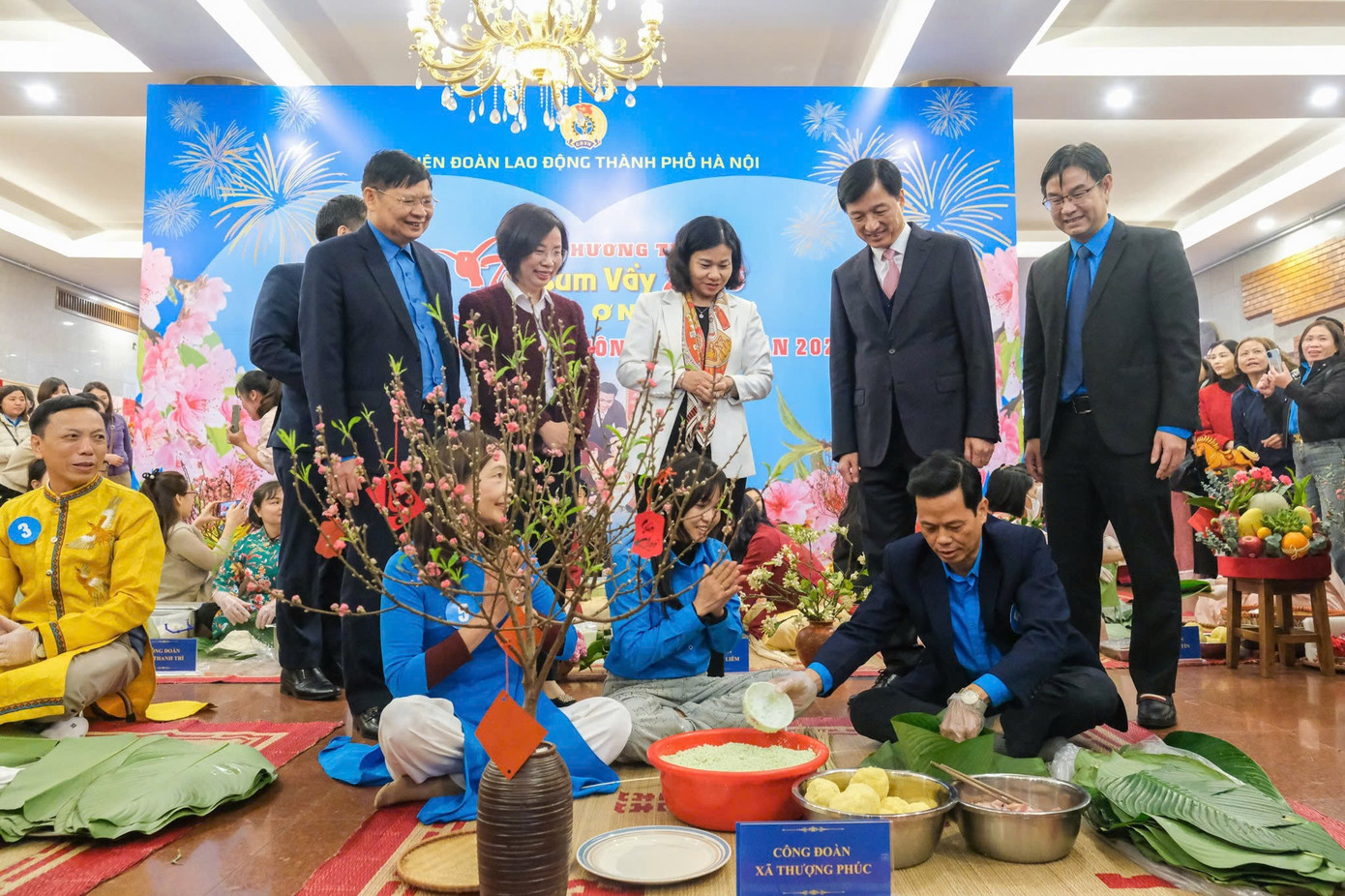 “Tết sum vầy” của công nhân lao động Thủ đô - ảnh 6