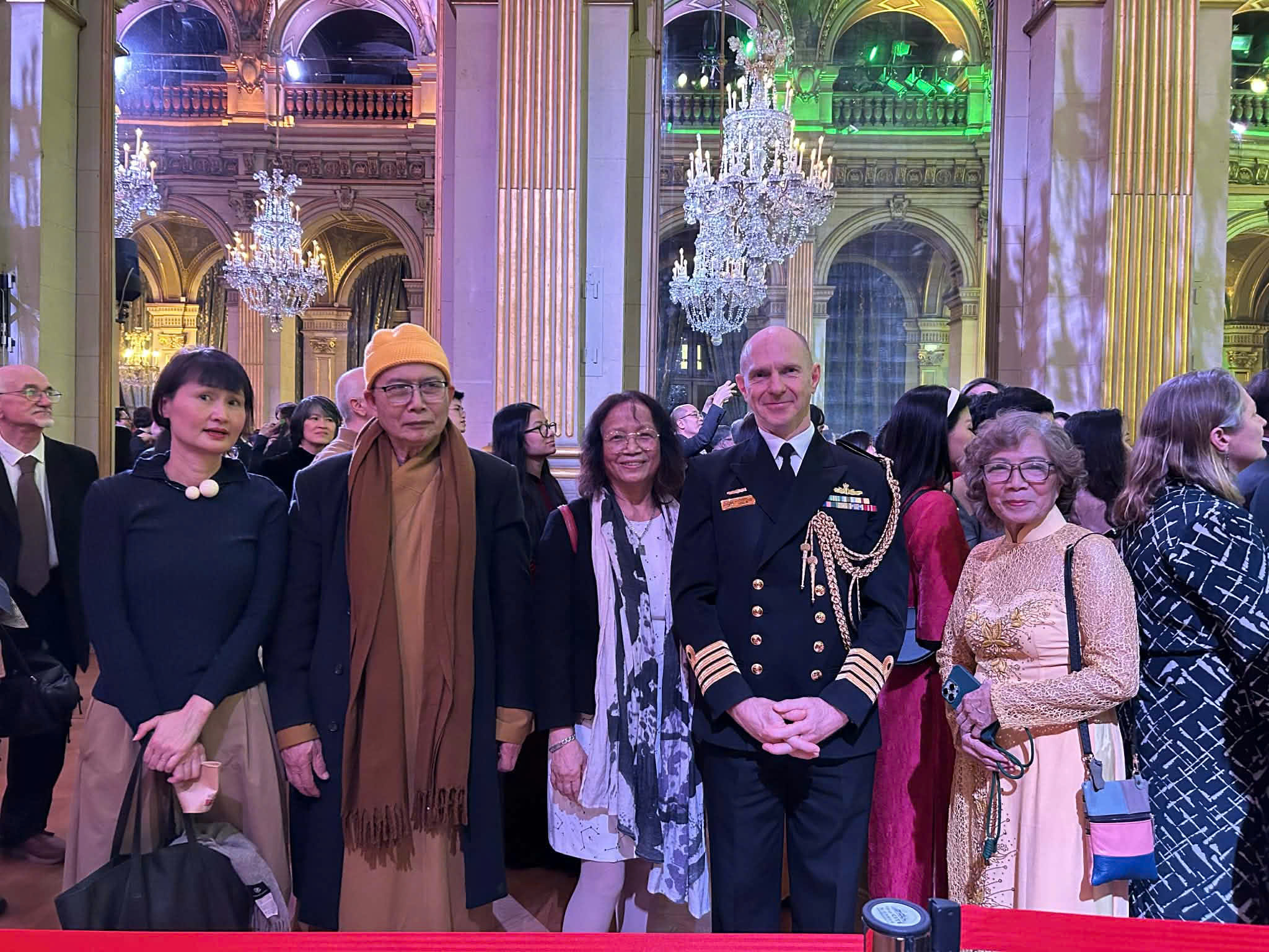 Người Hà Nội giữ nếp sống Hà Nội ở nước ngoài - ảnh 2