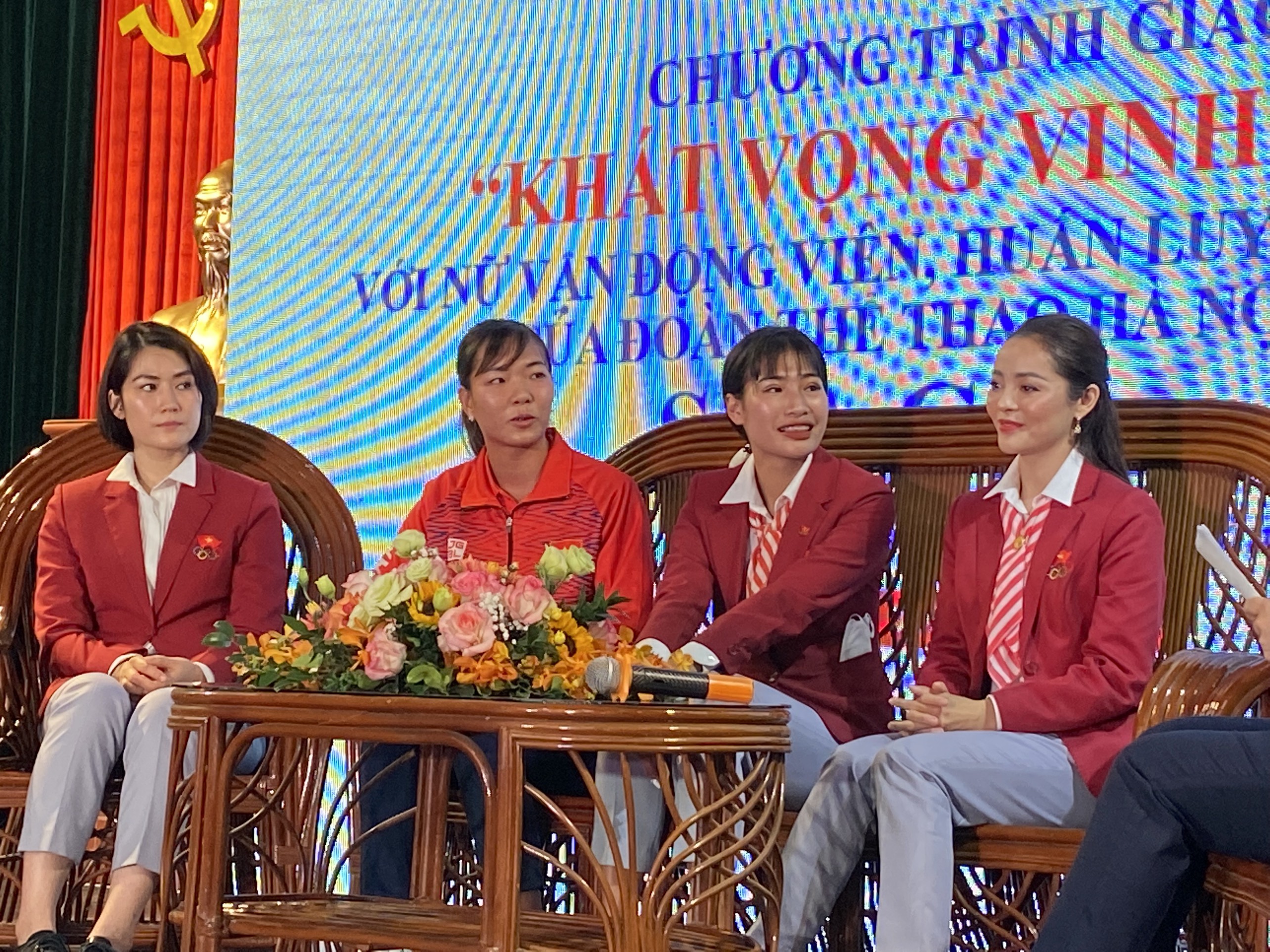 Tường thuật trực tiếp Chương trình Giao lưu “Khát vọng vinh quang” - ảnh 13