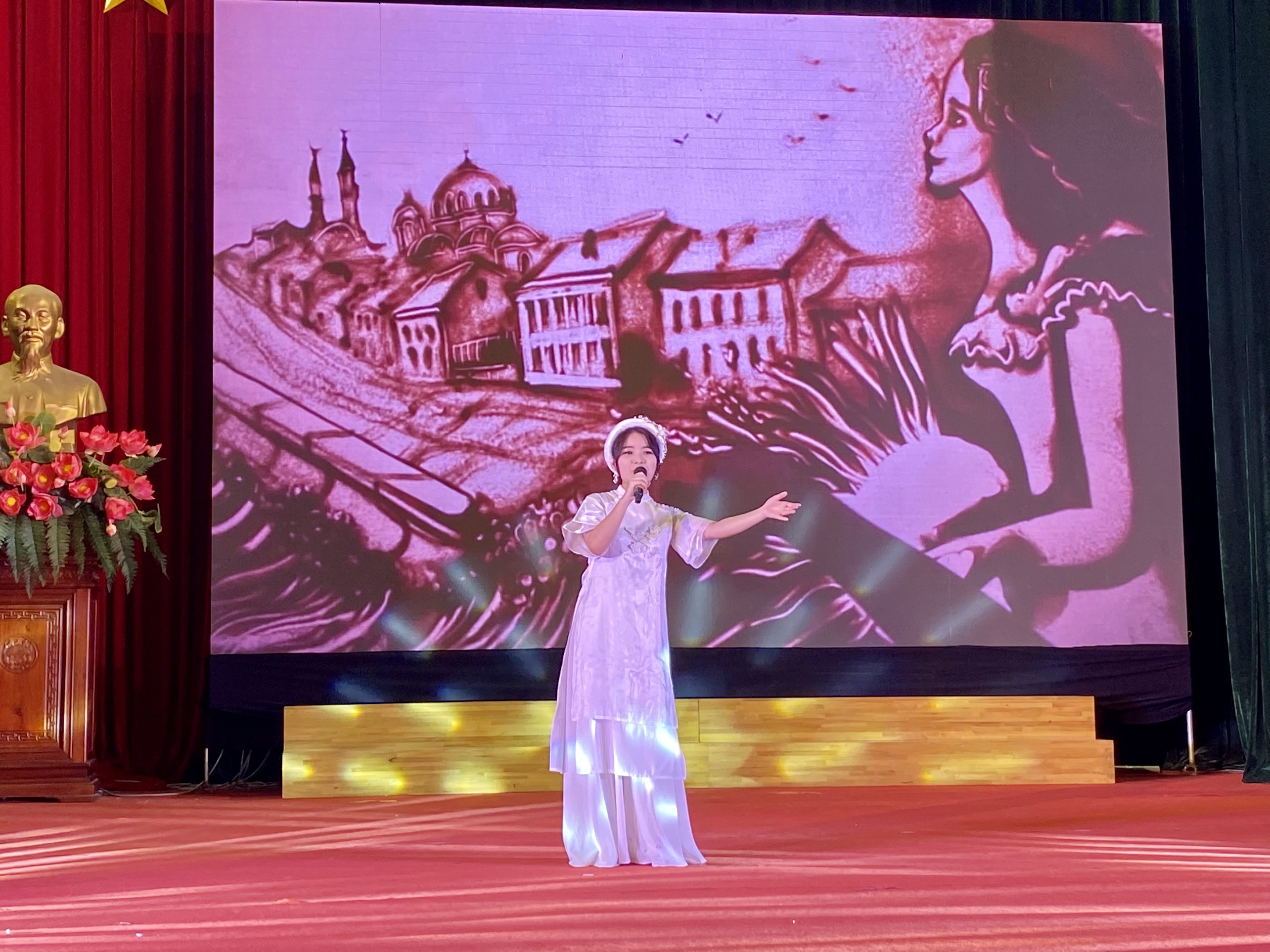 Phát động cuộc thi “Viết về cuốn sách yêu thích của bạn” lần thứ I trên báo Phụ nữ Thủ đô - ảnh 11