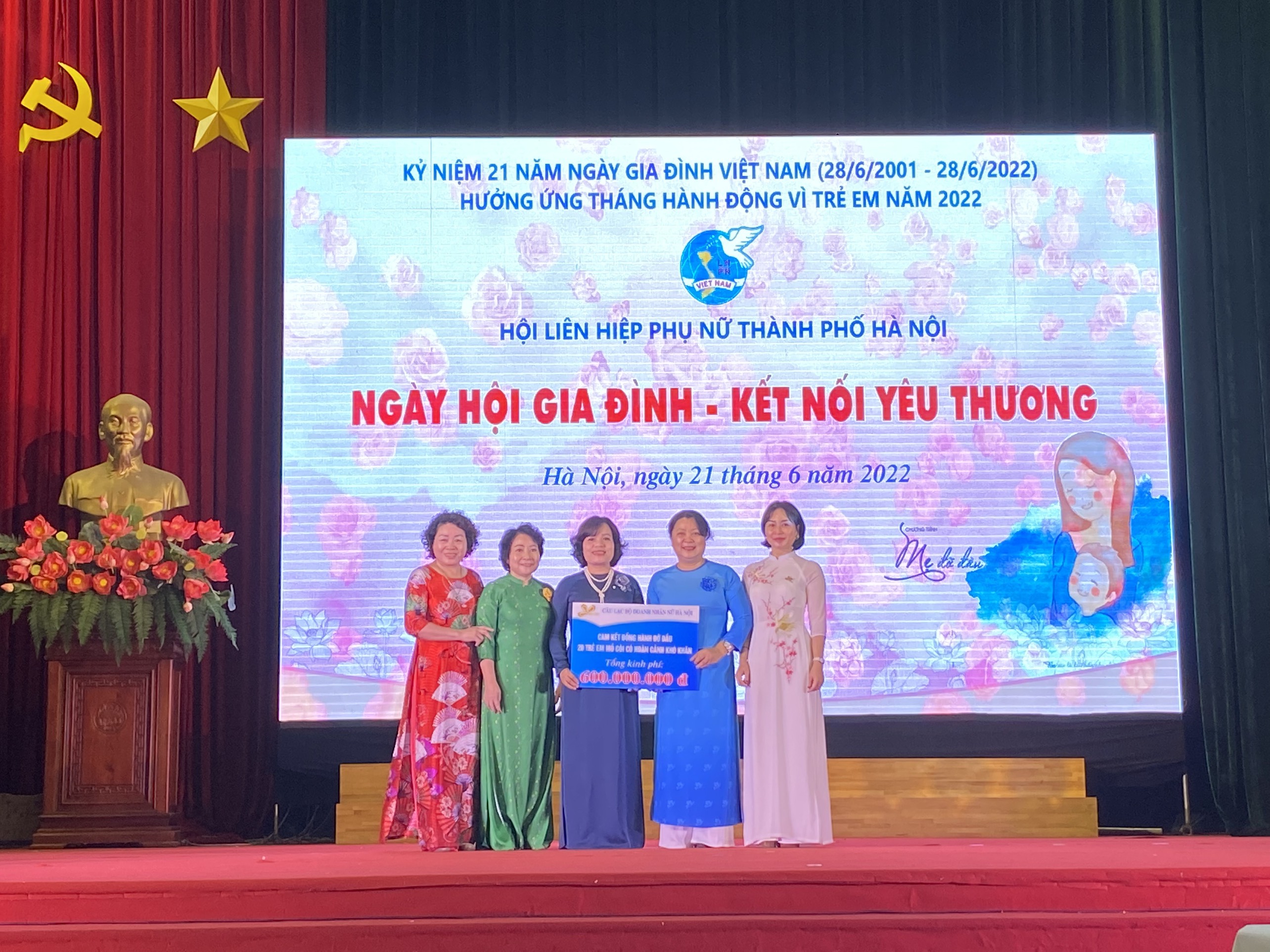 Hội LHPN Hà Nội: Tổ chức Ngày hội “Gia đình - Kết nối yêu thương” - ảnh 13