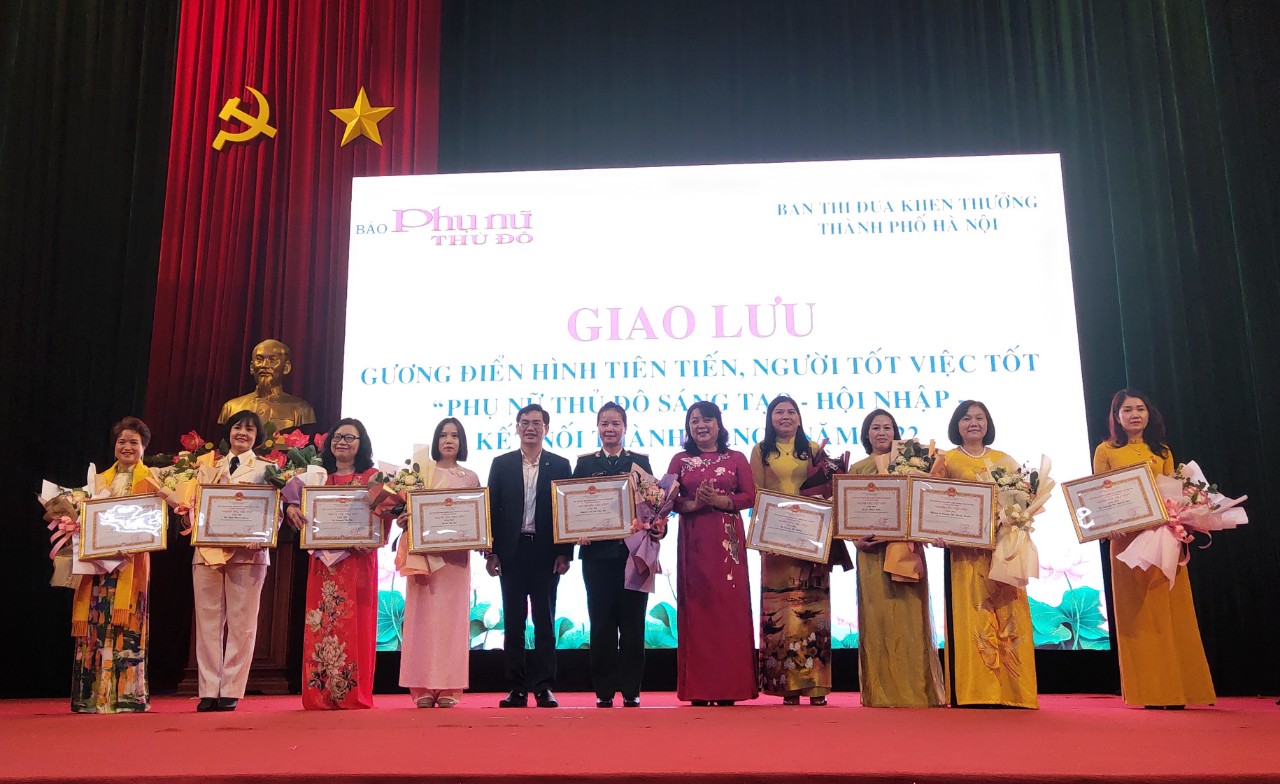 Vinh danh 17 gương điển hình Phụ nữ Thủ đô sáng tạo - hội nhập năm 2022 - ảnh 12