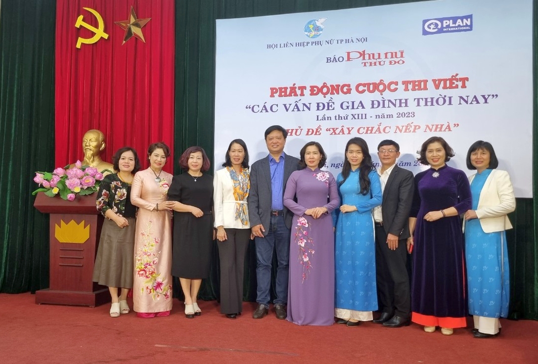 Tường thuật trực tiếp Lễ Phát động cuộc thi viết “Các vấn đề gia đình thời nay” lần thứ XIII năm 2023 - ảnh 1