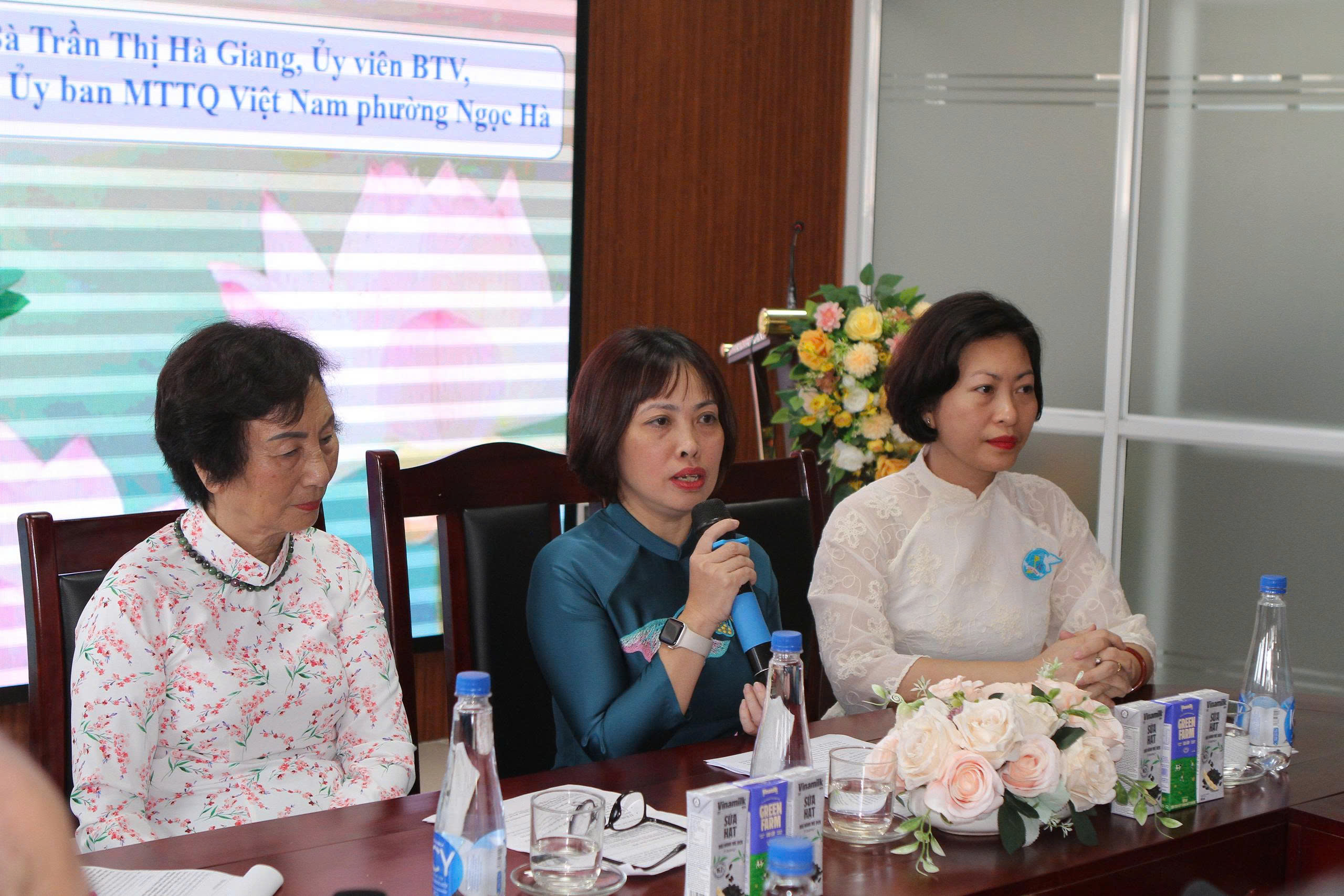 Trực tiếp Tọa đàm “Phát huy vai trò của phụ nữ Thủ đô trong xây dựng Đảng, xây dựng chính quyền, chuyển đổi số vững bước vào kỷ nguyên mới“ - ảnh 12