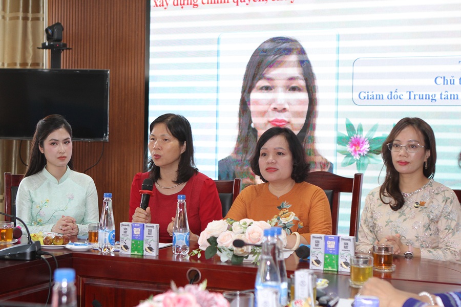 Trực tiếp Tọa đàm “Phát huy vai trò của phụ nữ Thủ đô trong xây dựng Đảng, xây dựng chính quyền, chuyển đổi số vững bước vào kỷ nguyên mới“ - ảnh 6