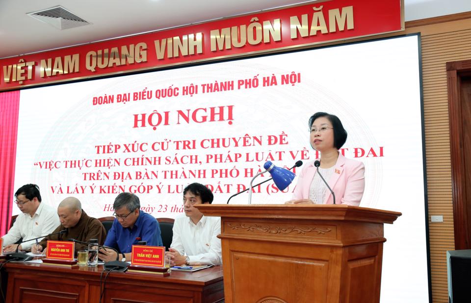 Đoàn đại biểu Quốc hội thành phố Hà Nội tiếp xúc cử tri, lấy ý kiến đóng góp Luật Đất đai (sửa đổi) - ảnh 4