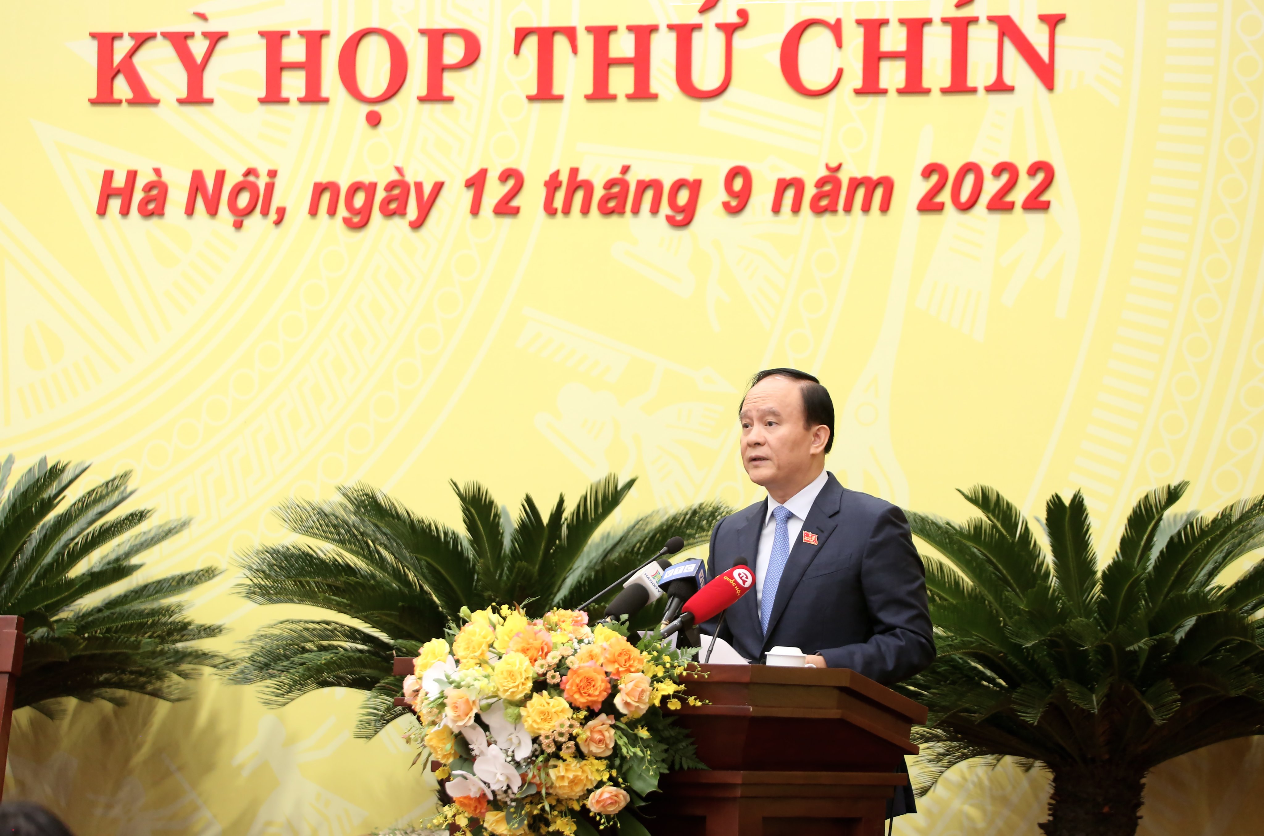 Kịp thời xem xét, quyết định một số vấn đề lớn, quan trọng trong phát triển kinh tế - xã hội - ảnh 2