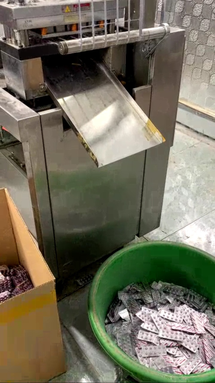 Hà Nội: Phát hiện cơ sở sản xuất thuốc trái phép tại xã Bình Yên, huyện Thạch Thất - ảnh 2