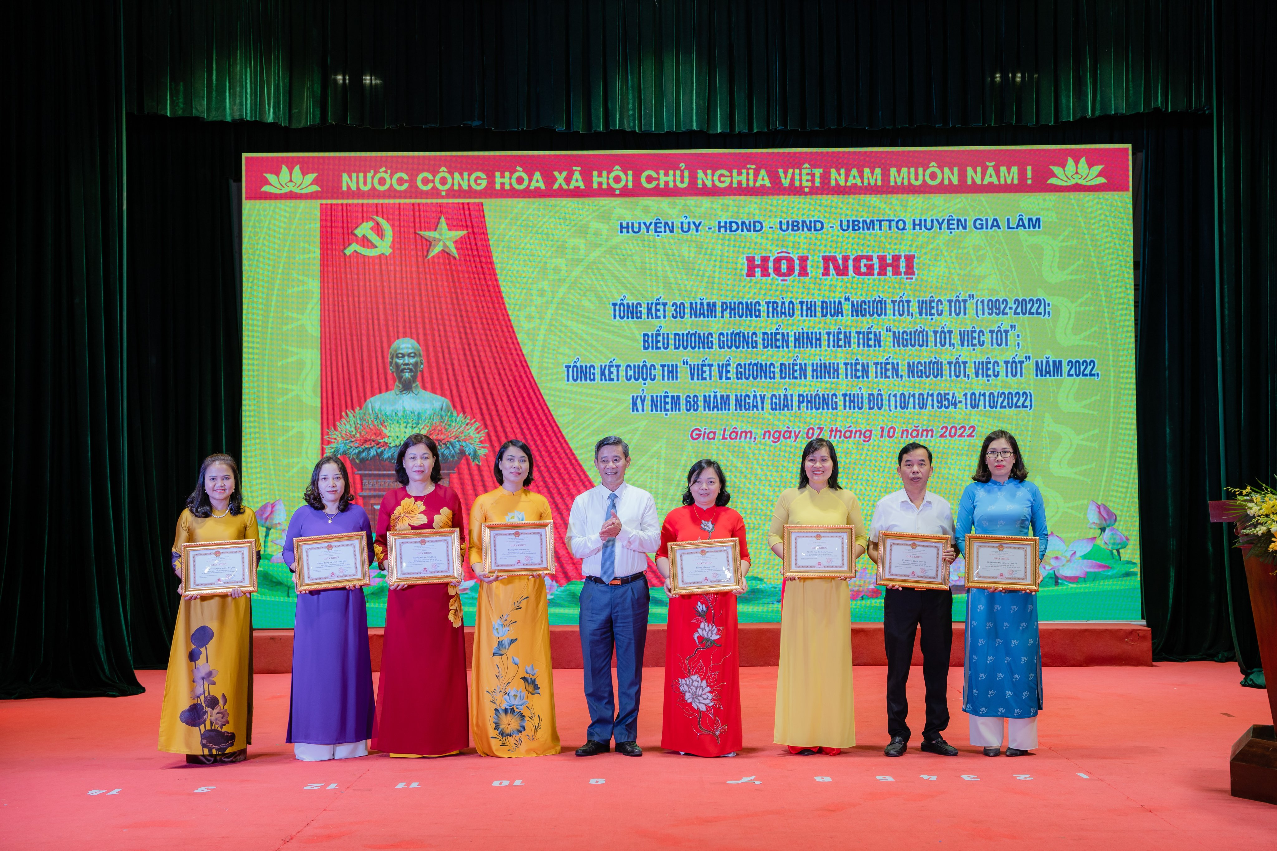 Huyện Gia Lâm tổng kết 30 năm phong trào thi đua “Người tốt - việc tốt“ - ảnh 6