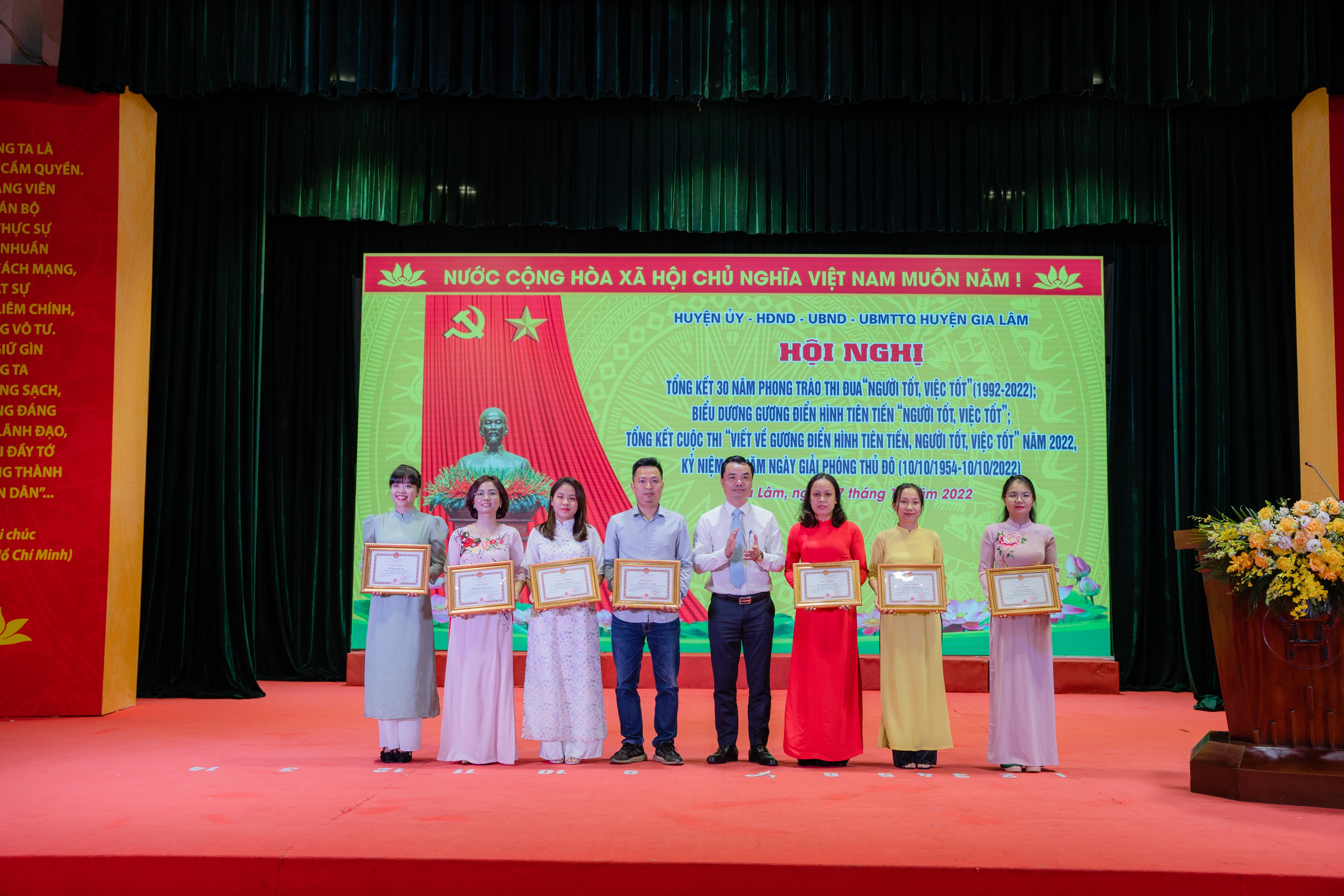 Huyện Gia Lâm tổng kết 30 năm phong trào thi đua “Người tốt - việc tốt“ - ảnh 7