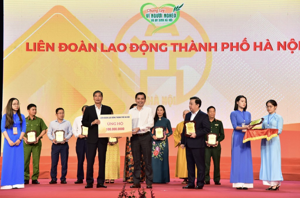 Hà Nội phát động Tháng cao điểm ‘Vì người nghèo” và an sinh xã hội năm 2022 - ảnh 5