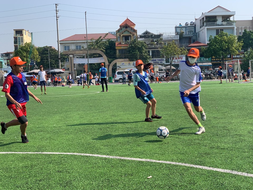 Hơn 1.000 học sinh tham gia “Ngày hội thể thao vui và truyền thông sức khỏe sinh sản - ảnh 4