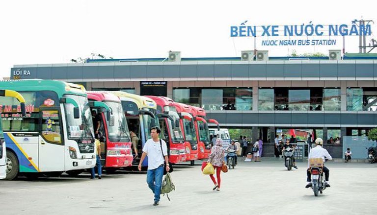 Sở GTVT Hà Nội rà soát xe khách bỏ bến, thu phù hiệu xe ngừng kinh doanh vận tải - ảnh 1