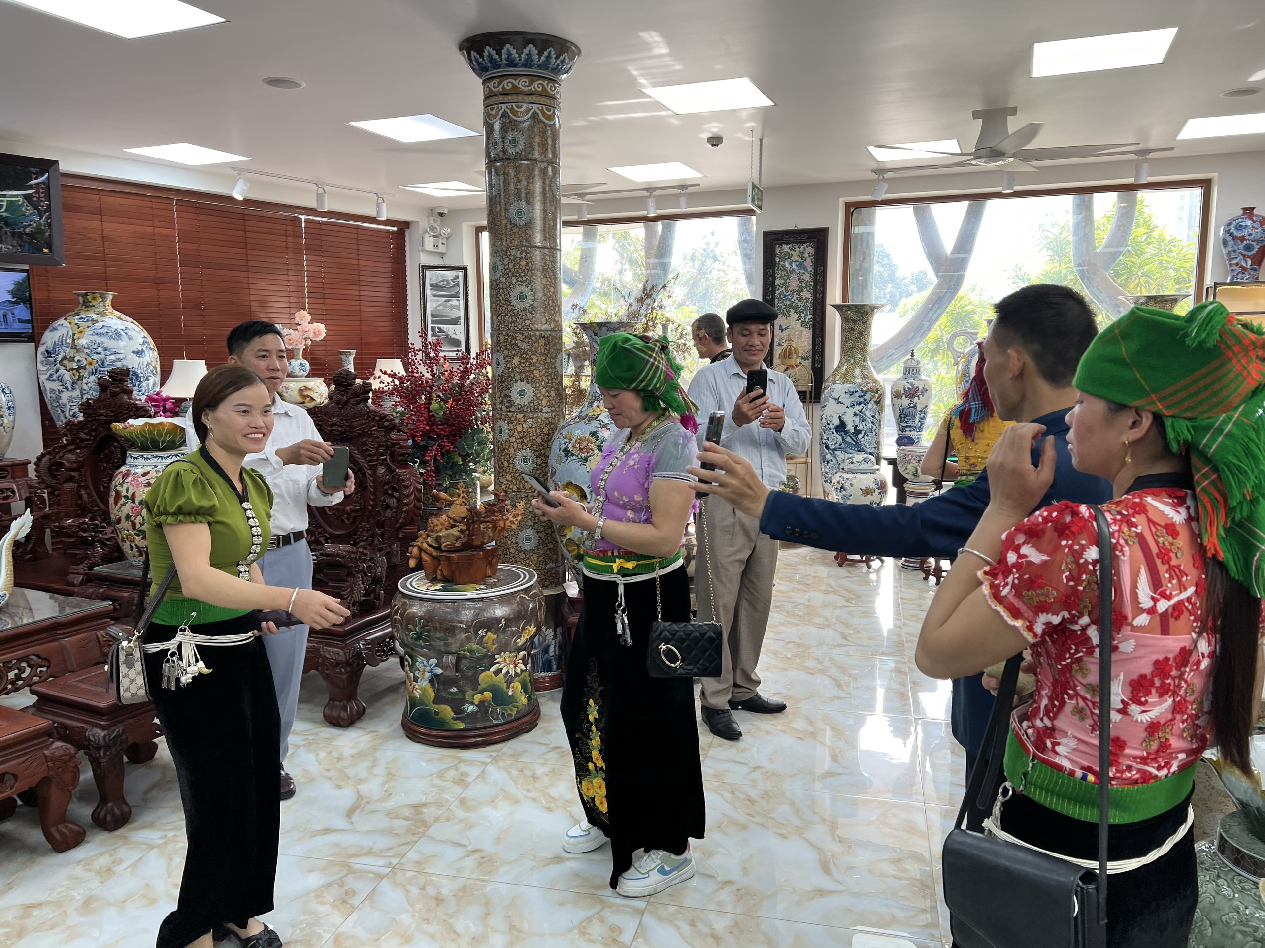 Gia Lâm: Sức sống mới từ di sản, tinh hoa làng nghề và du lịch trải nghiệm - ảnh 2