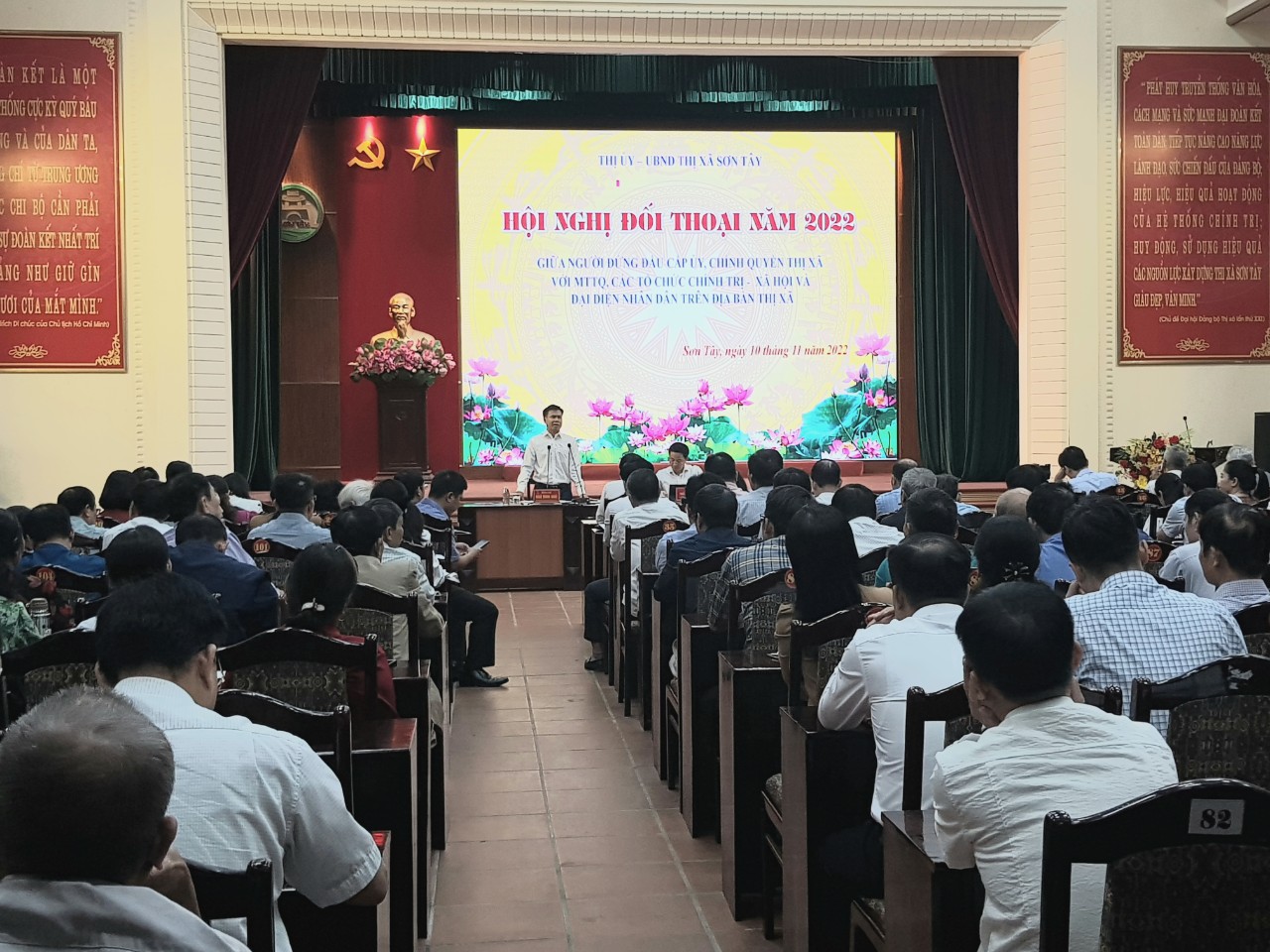 Lãnh đạo thị xã Sơn Tây đối thoại với MTTQ, các đoàn thể và nhân dân - ảnh 3