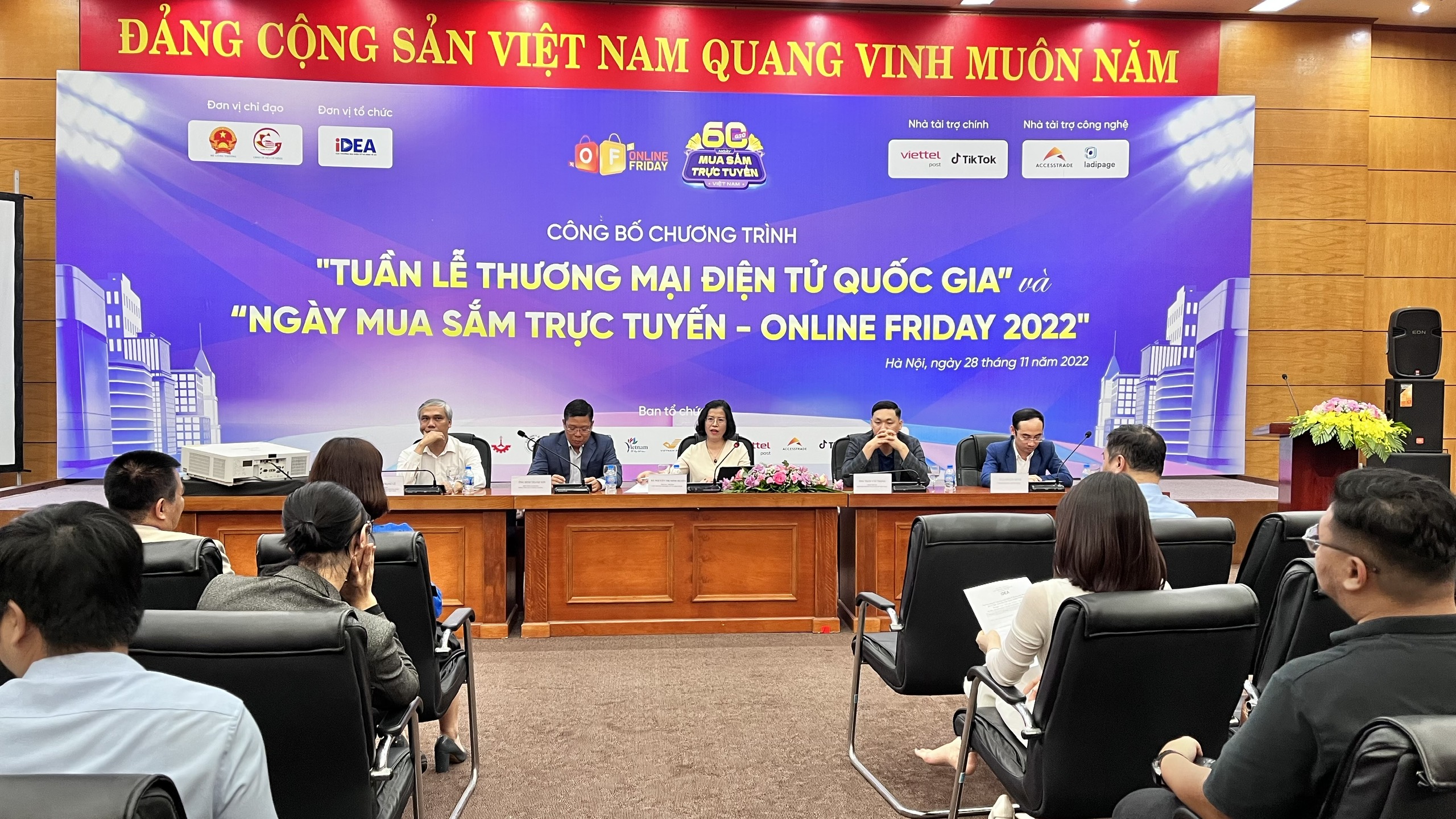 Sắp diễn ra Tuần lễ Thương mại điện tử quốc gia và Ngày mua sắm trực tuyến Online Friday 2022 - ảnh 1