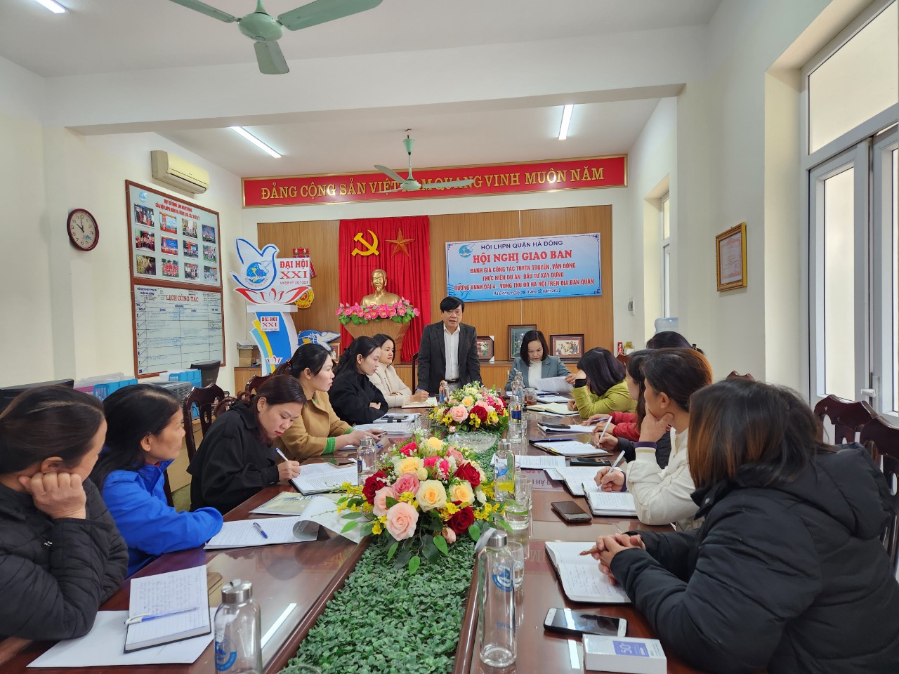 Hội LHPN các cấp quận Hà Đông tích cực tuyên truyền, vận động hội viên và nhân dân thực hiện dự án đường Vành đai 4 - ảnh 2