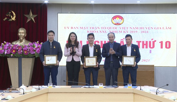 Năm 2023 Gia Lâm phấn đấu không có hộ tái nghèo - ảnh 1