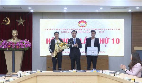 Năm 2023 Gia Lâm phấn đấu không có hộ tái nghèo - ảnh 2