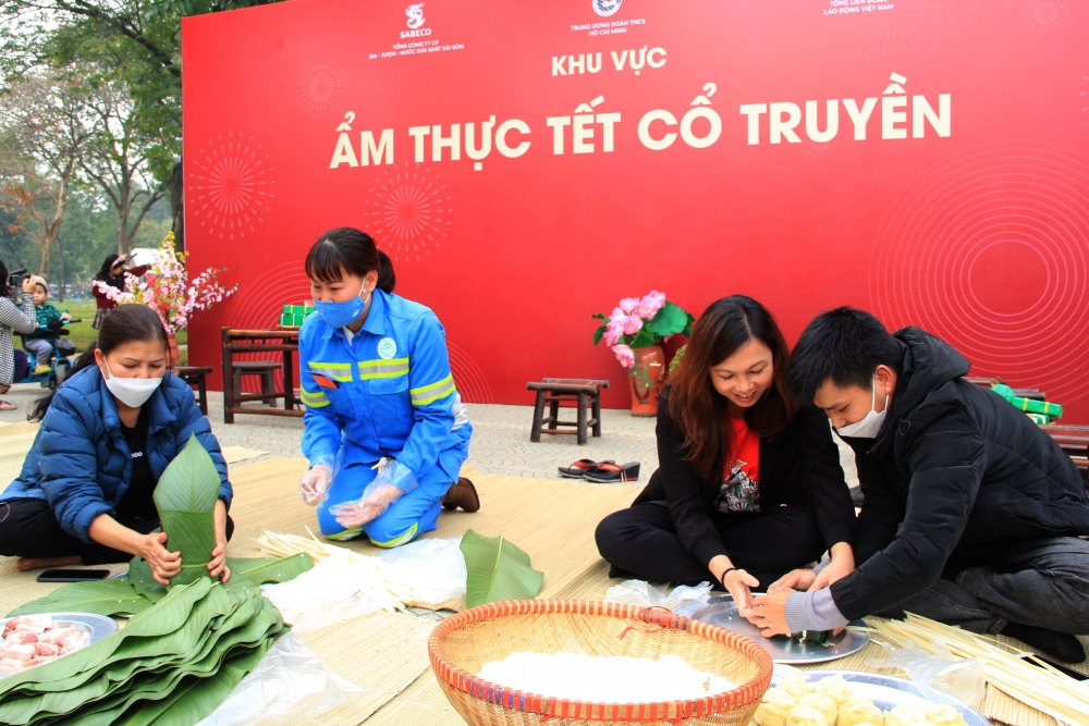 500 suất quà được trao tặng công nhân và đoàn viên khó khăn - ảnh 2