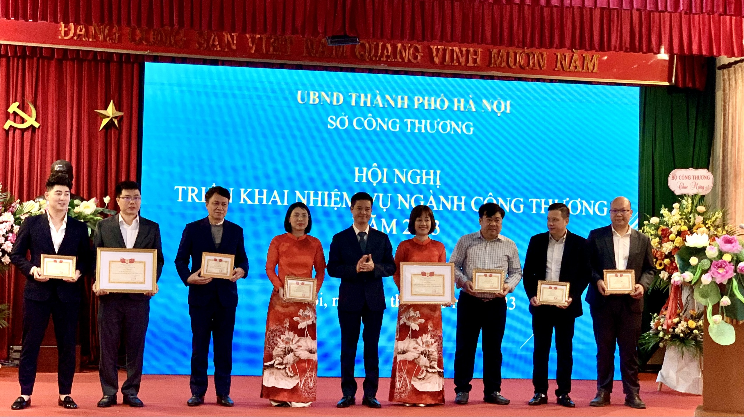 Sở Công Thương cần đảm bảo hàng hóa đầy đủ phục vụ nhân dân đón Tết - ảnh 4