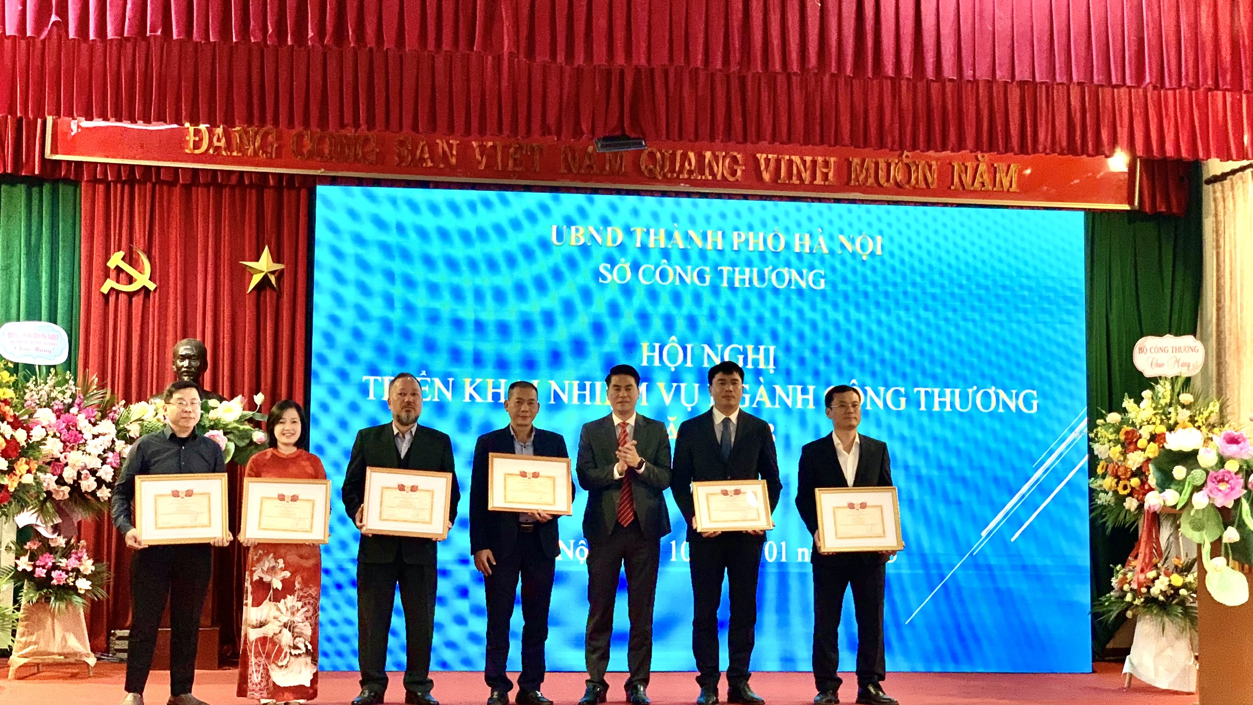 Sở Công Thương cần đảm bảo hàng hóa đầy đủ phục vụ nhân dân đón Tết - ảnh 3