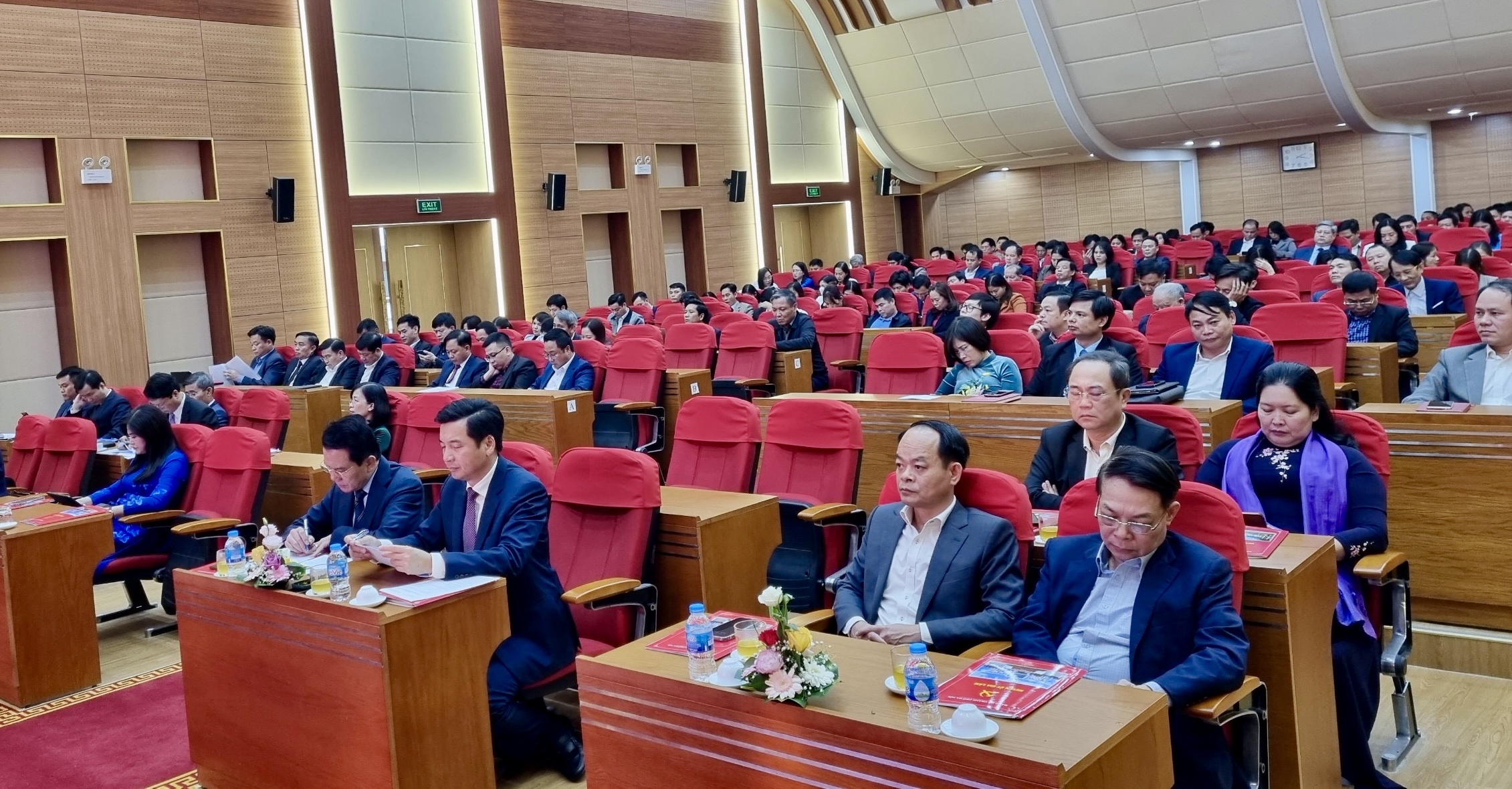Gia Lâm: Năm 2023 phấn đấu 97% tổ chức cơ sở Đảng hoàn thành tốt nhiệm vụ trở lên - ảnh 1