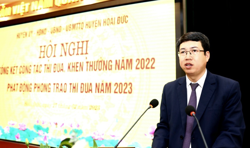 Hoài Đức: Nhiều tập thể, cá nhân được khen thưởng trong các phong trào thi đua năm 2022 - ảnh 4