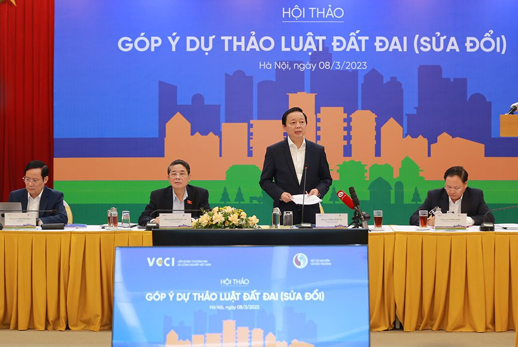 Đại diện doanh nghiệp góp ý vào dự thảo Luật Đất đai (sửa đổi) - ảnh 1