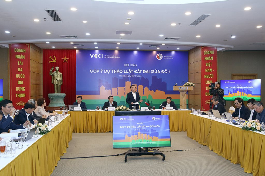 Đại diện doanh nghiệp góp ý vào dự thảo Luật Đất đai (sửa đổi) - ảnh 2