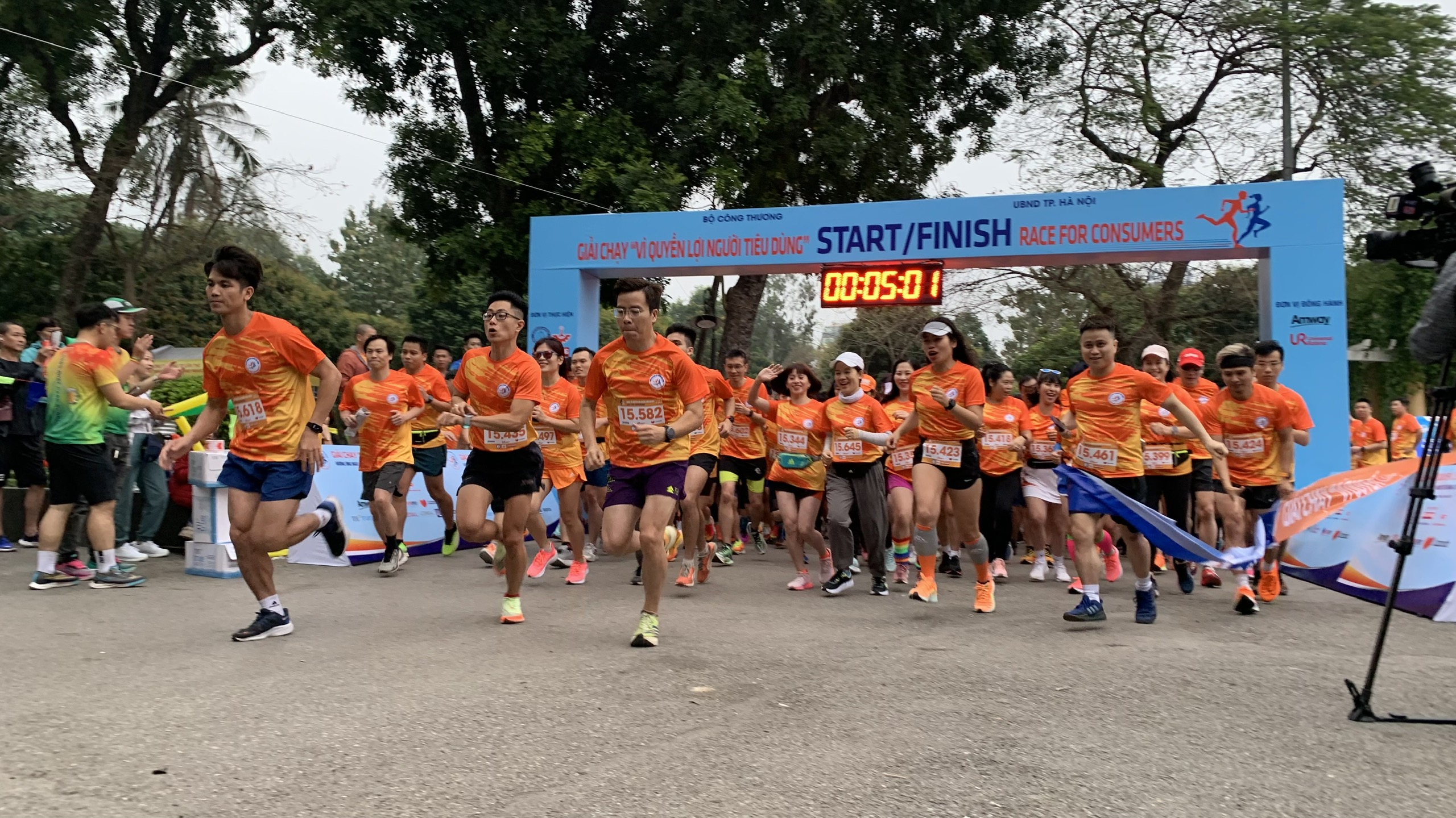 Hơn 1.000 người tham gia giải chạy Vì quyền lợi người tiêu dùng - ảnh 6