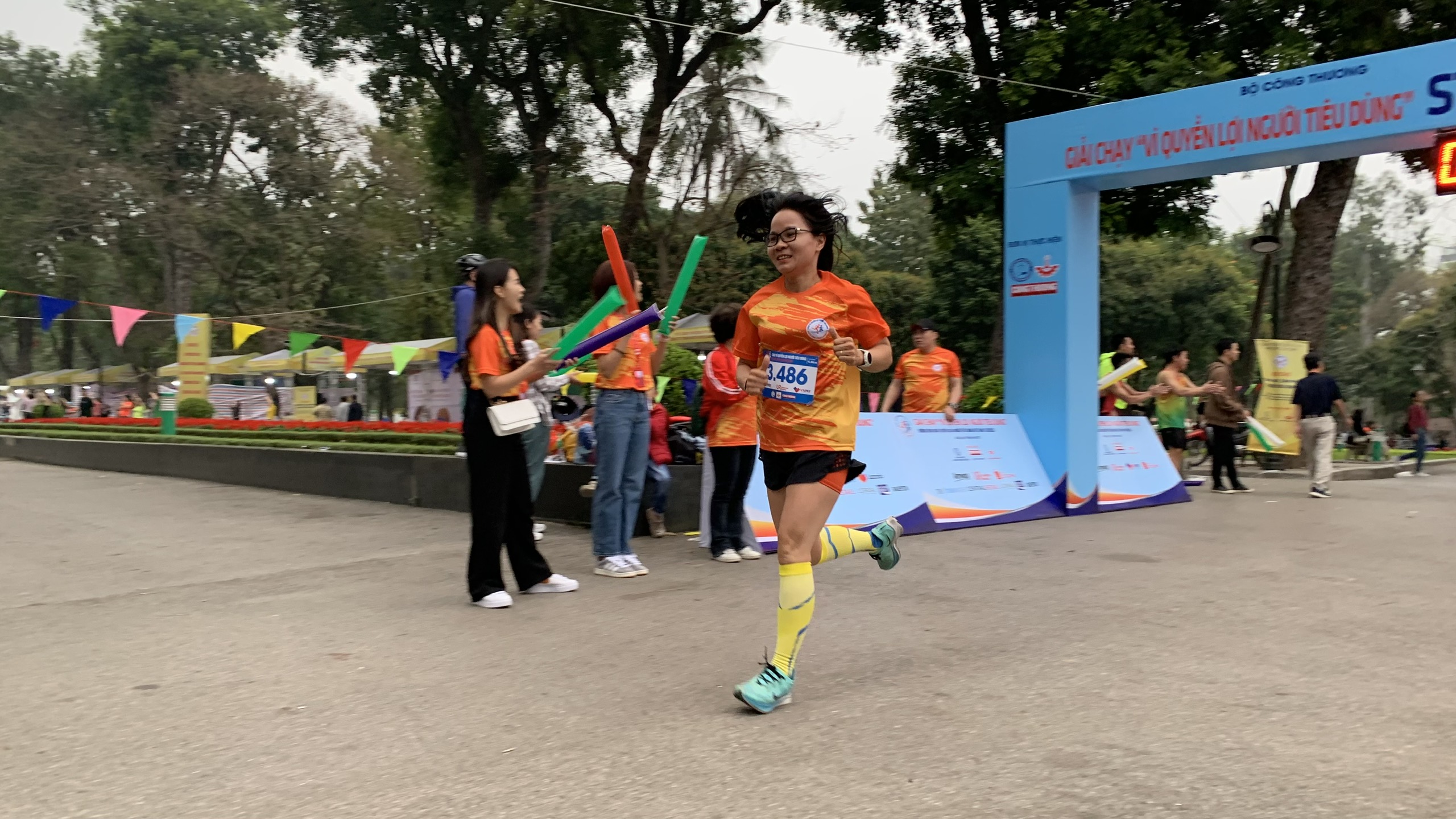 Hơn 1.000 người tham gia giải chạy Vì quyền lợi người tiêu dùng - ảnh 7