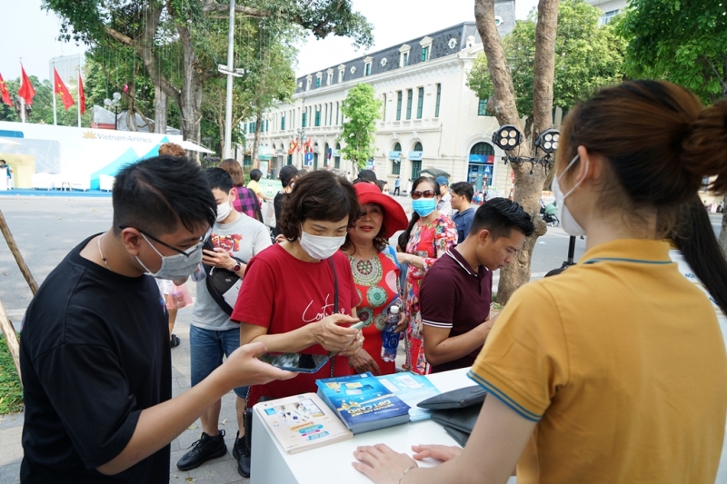 Nhiều ưu đãi vé máy bay du lịch tại Vietnam Airlines Festa - ảnh 1