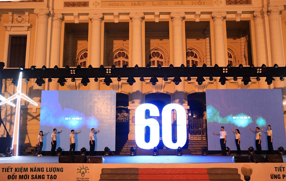 Hà Nội lan tỏa thông điệp và ý nghĩa chiến dịch Giờ Trái đất năm 2023 - ảnh 1