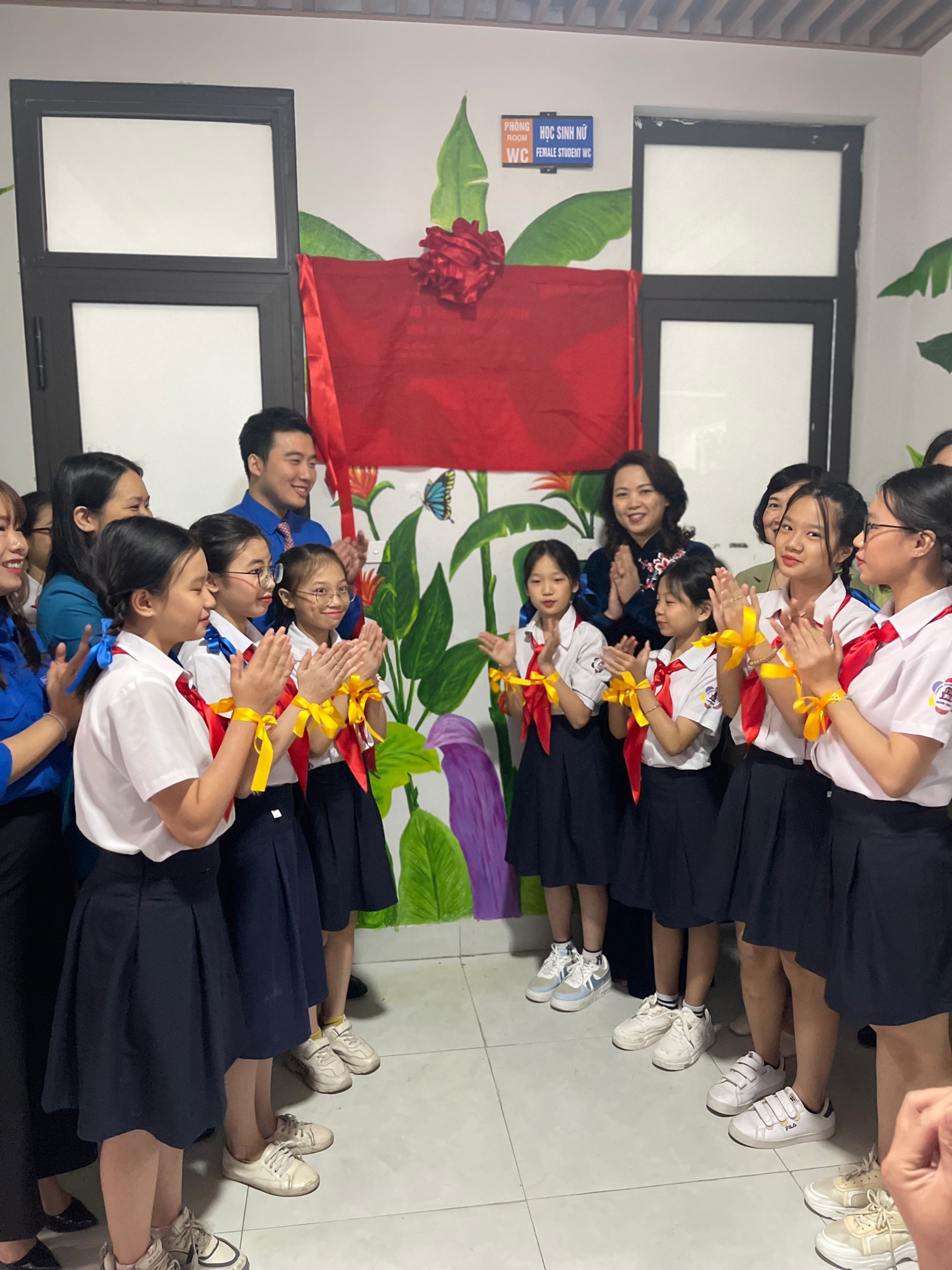 Khánh thành công trình măng non “Nhà vệ sinh thân thiện” - ảnh 1