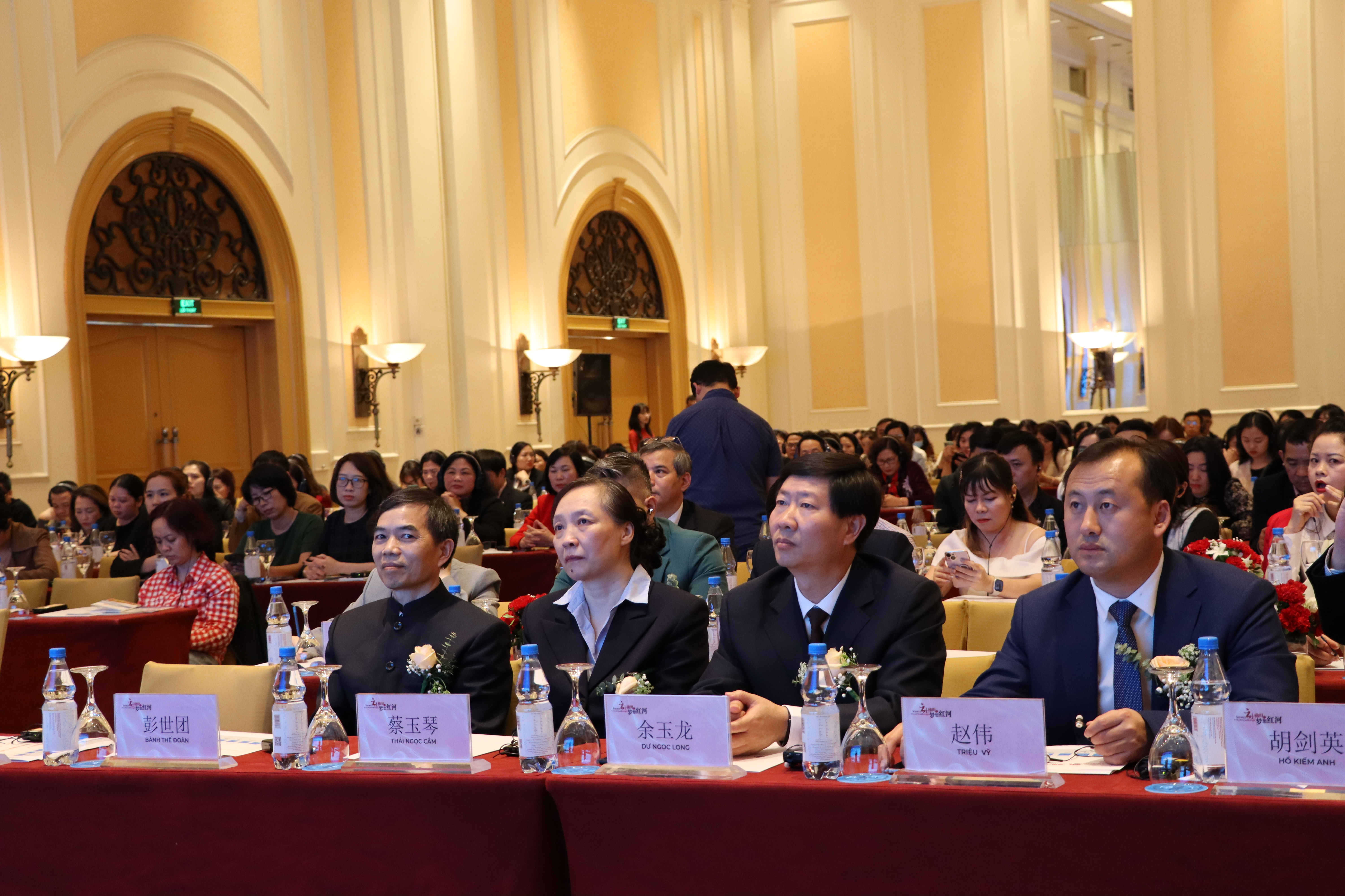 Khởi động tuyến du lịch vàng “Hai Quốc gia - Sáu điểm đến” của Trung Quốc và Việt Nam - ảnh 4