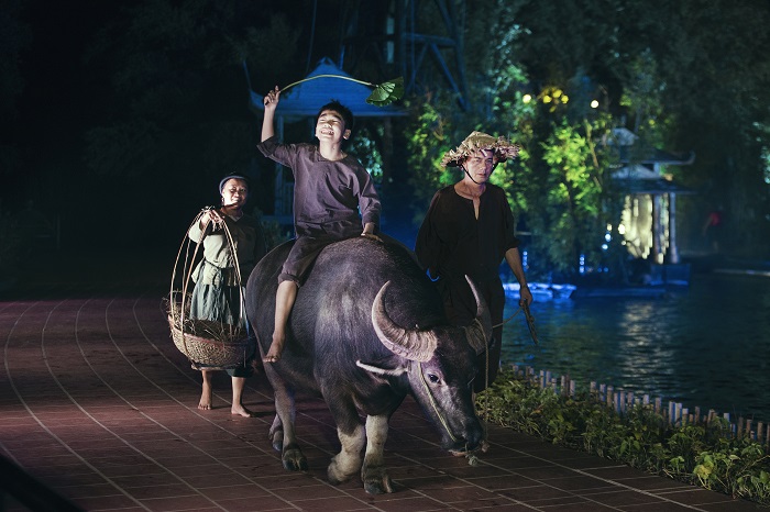 Thực cảnh Tinh Hoa Bắc Bộ - show diễn khiến du khách không muốn dời ghế - ảnh 1
