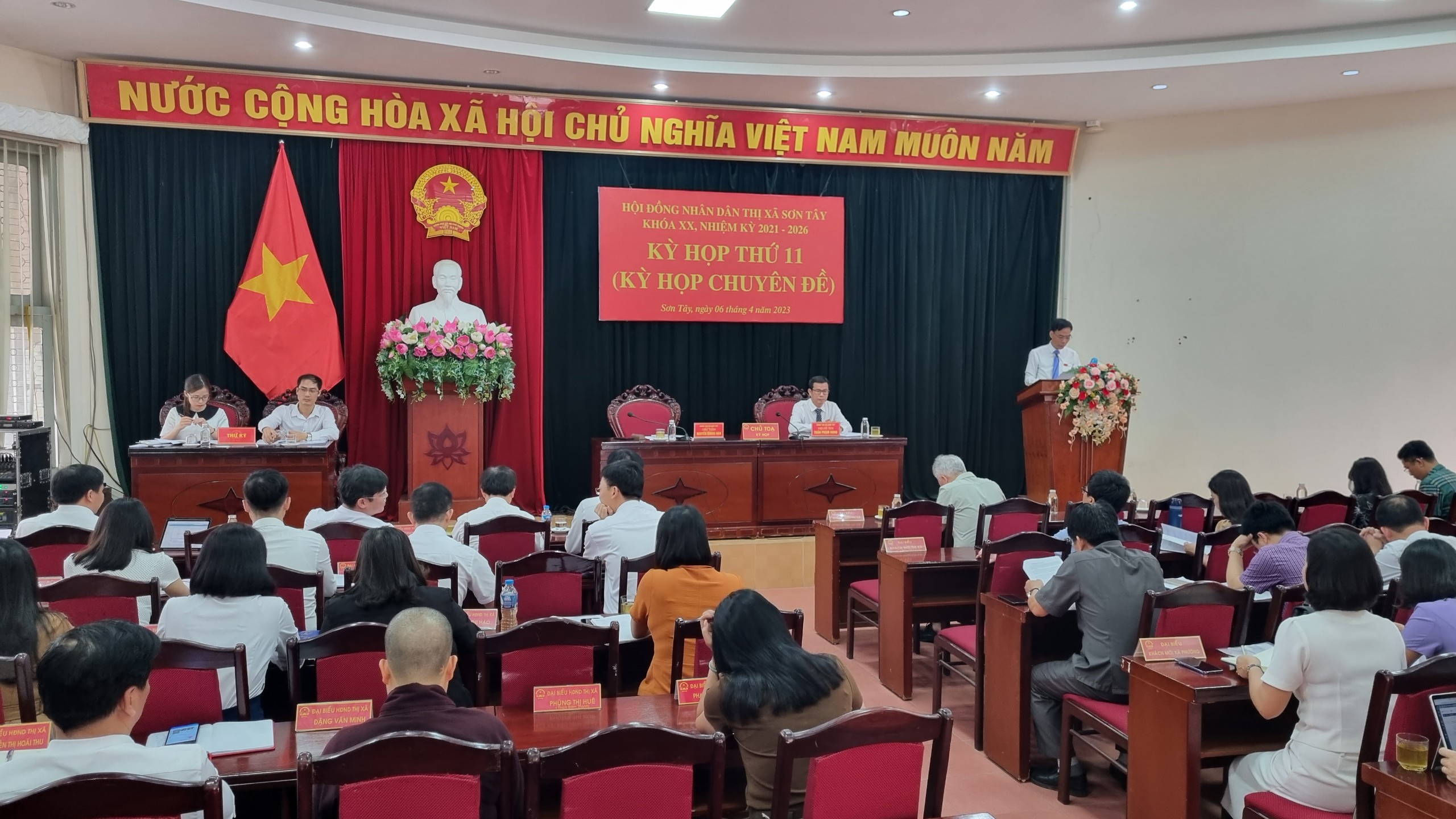 HĐND thị xã Sơn Tây: Bổ sung các dự án  vào Kế hoạch đầu tư công trung hạn 5 năm giai đoạn 2021-2025 - ảnh 2