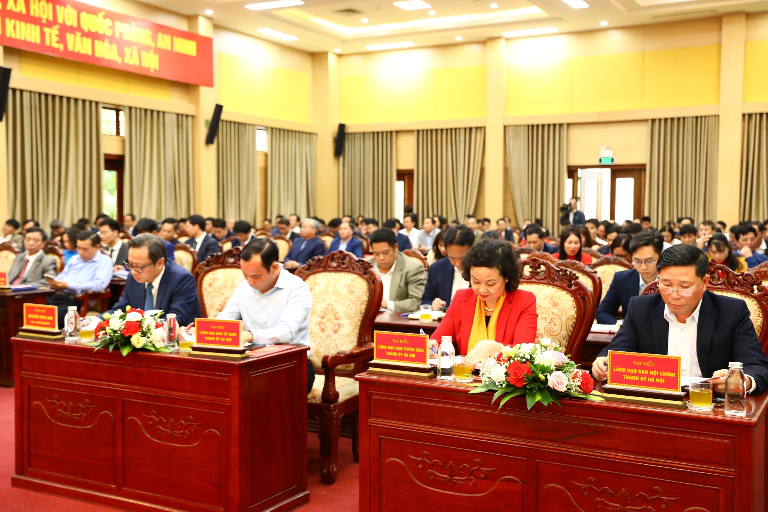 Hoài Đức phấn đấu năm 2025, thu nhập bình quân đạt 95 triệu đồng/người/năm - ảnh 2