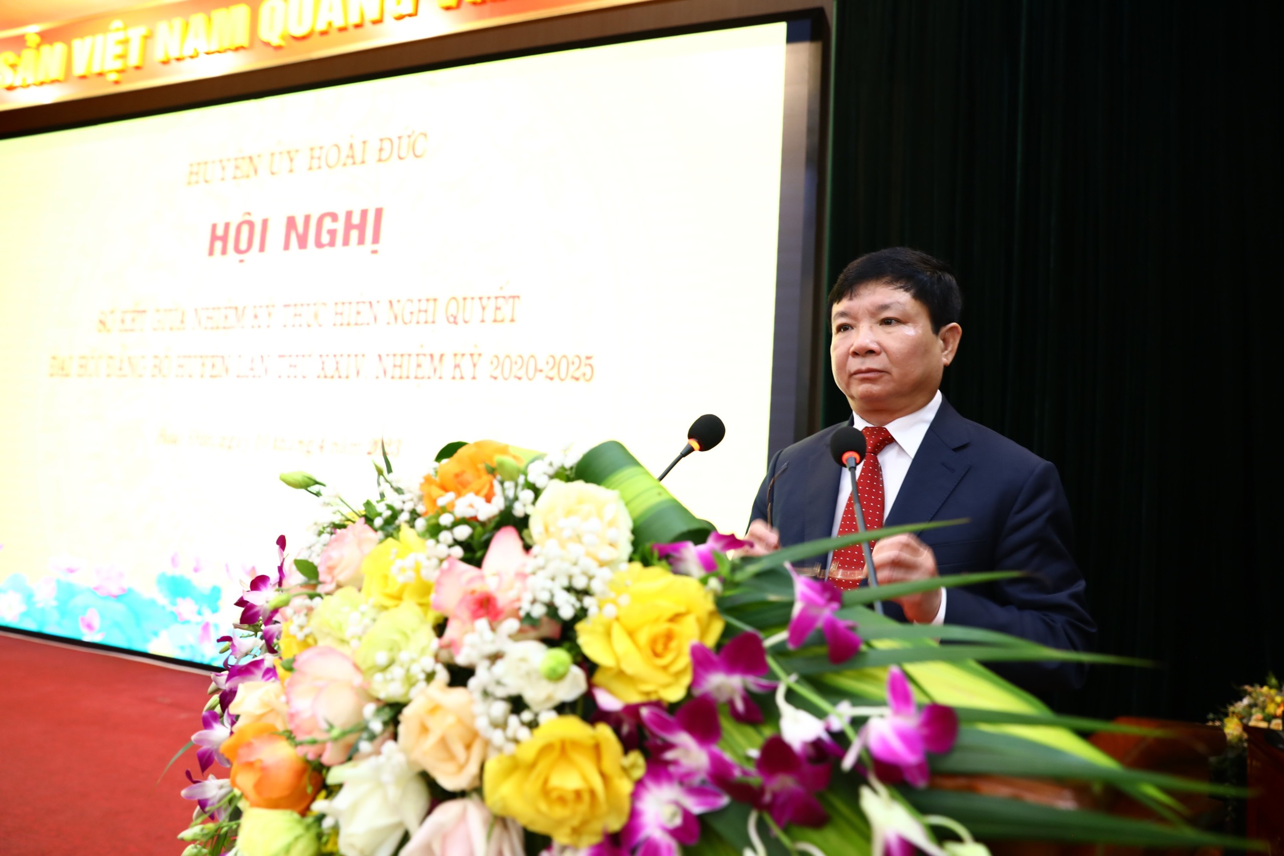 Hoài Đức phấn đấu năm 2025, thu nhập bình quân đạt 95 triệu đồng/người/năm - ảnh 1