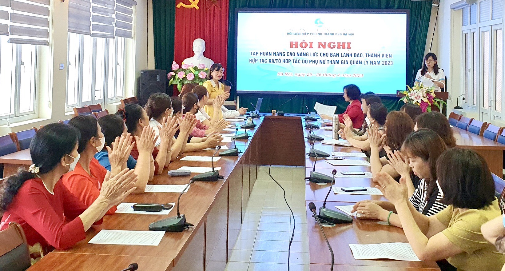 Nâng cao năng lực cho gần 100 lãnh đạo, thành viên HTX/ tổ hợp tác do phụ nữ làm quản lý - ảnh 6