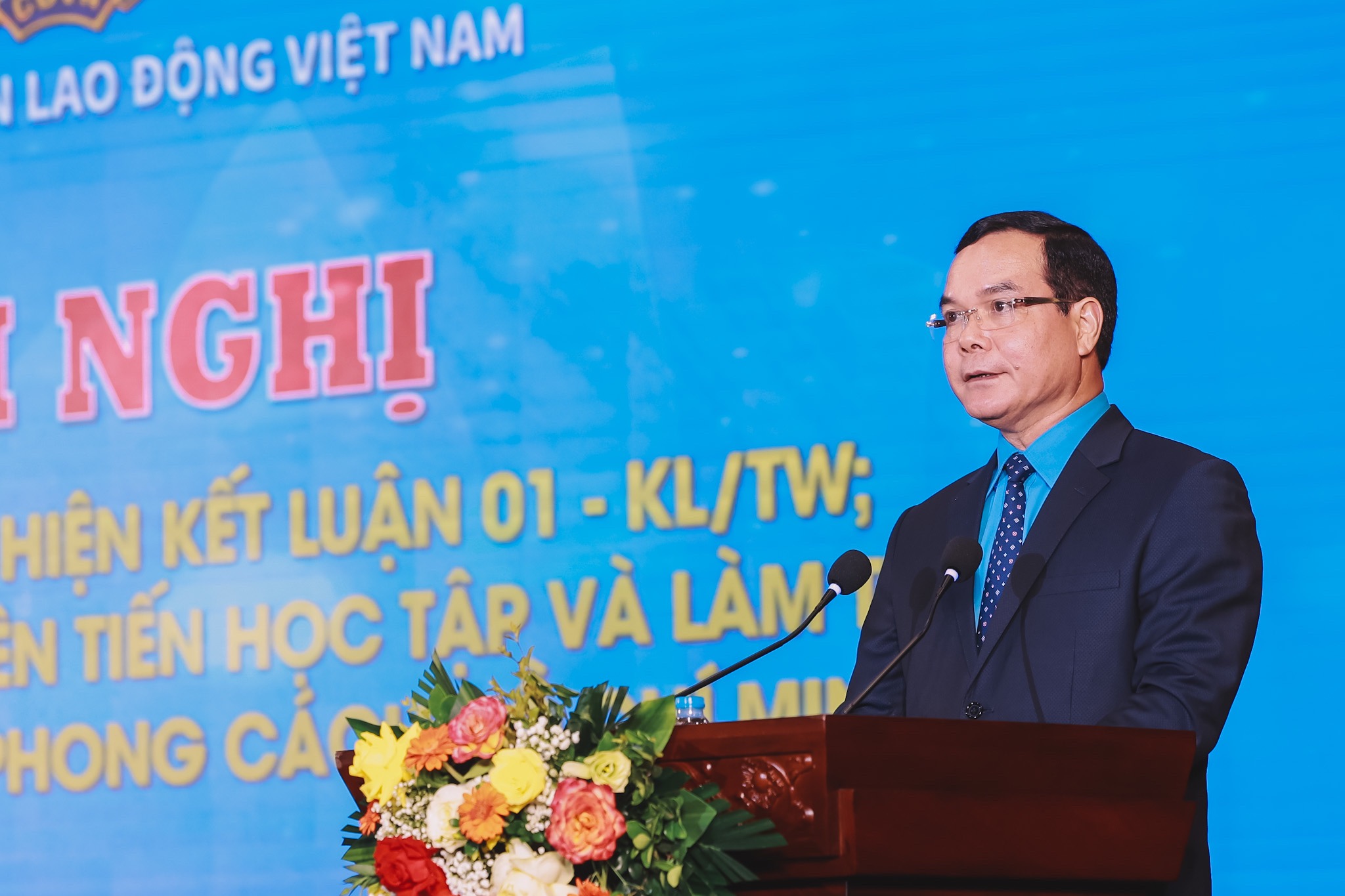 Tôn vinh 133 điển hình tiên tiến học tập và làm theo gương Bác - ảnh 1