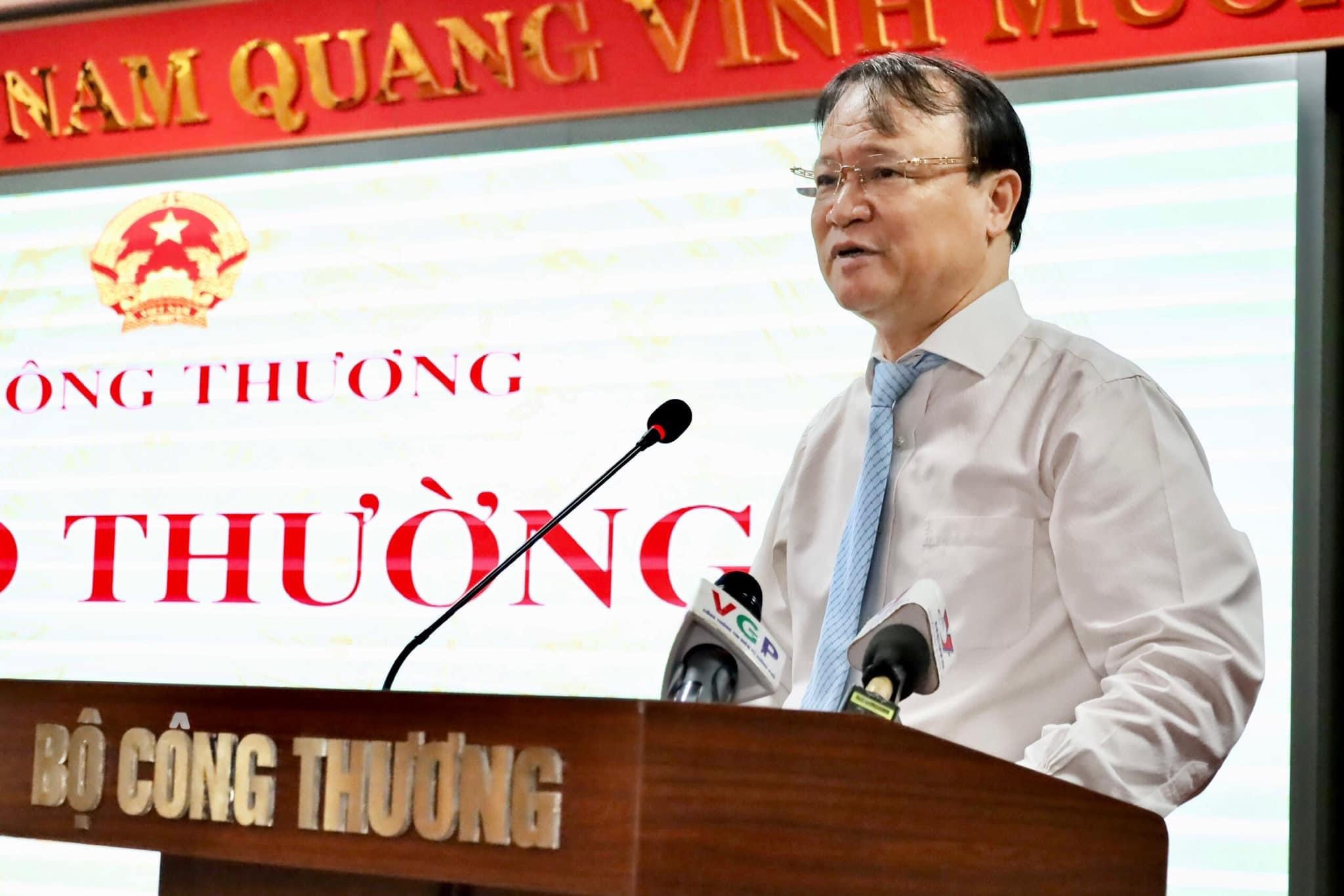 Thúc đẩy các giải pháp về ổn định thị trường tài chính, tiền tệ, gỡ khó về vốn cho doanh nghiệp - ảnh 1