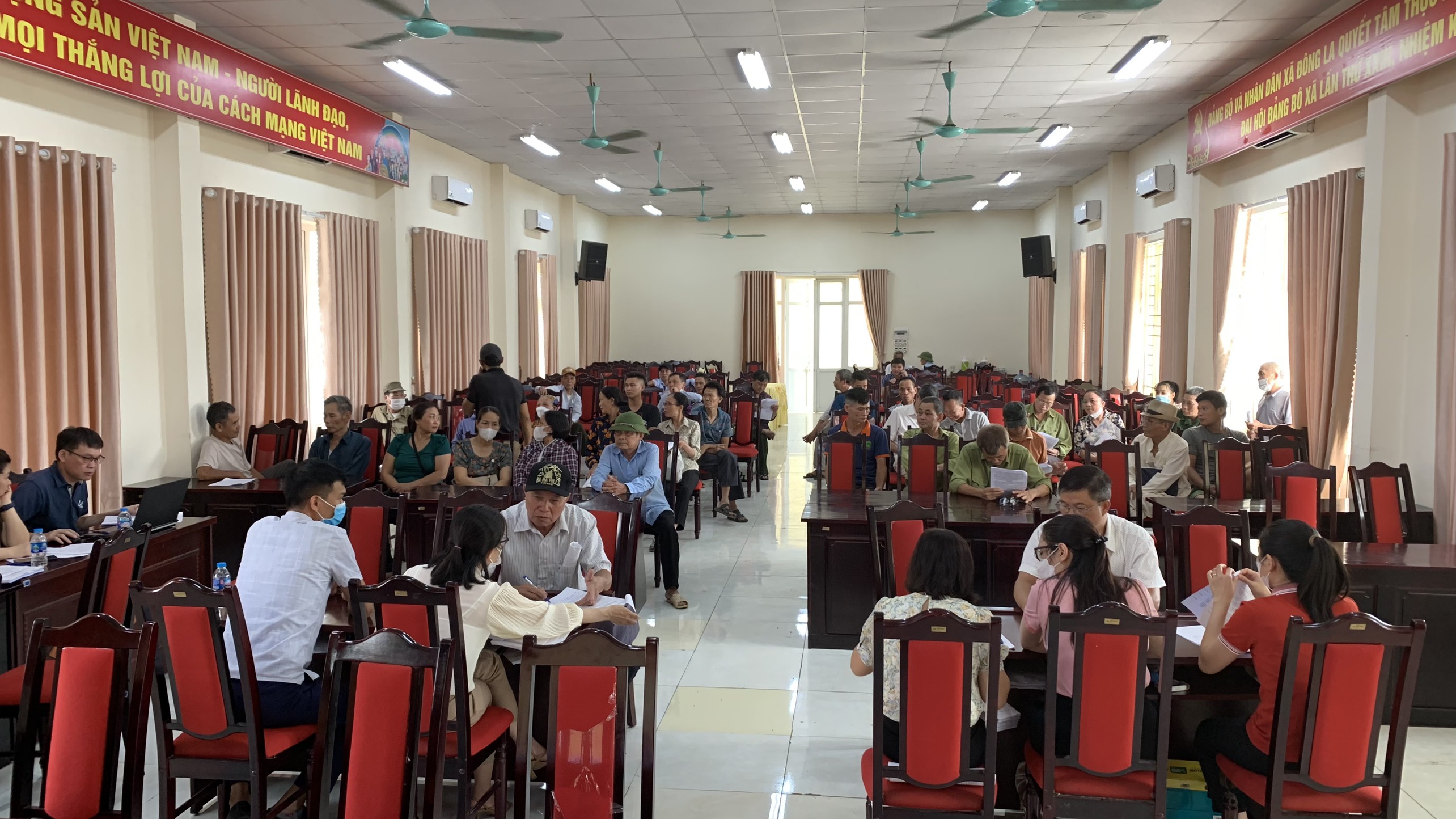 Hoài Đức: Chi trả tiền bồi thường giải phóng mặt bằng đường Vành đai 4 tại xã Đông La - ảnh 3