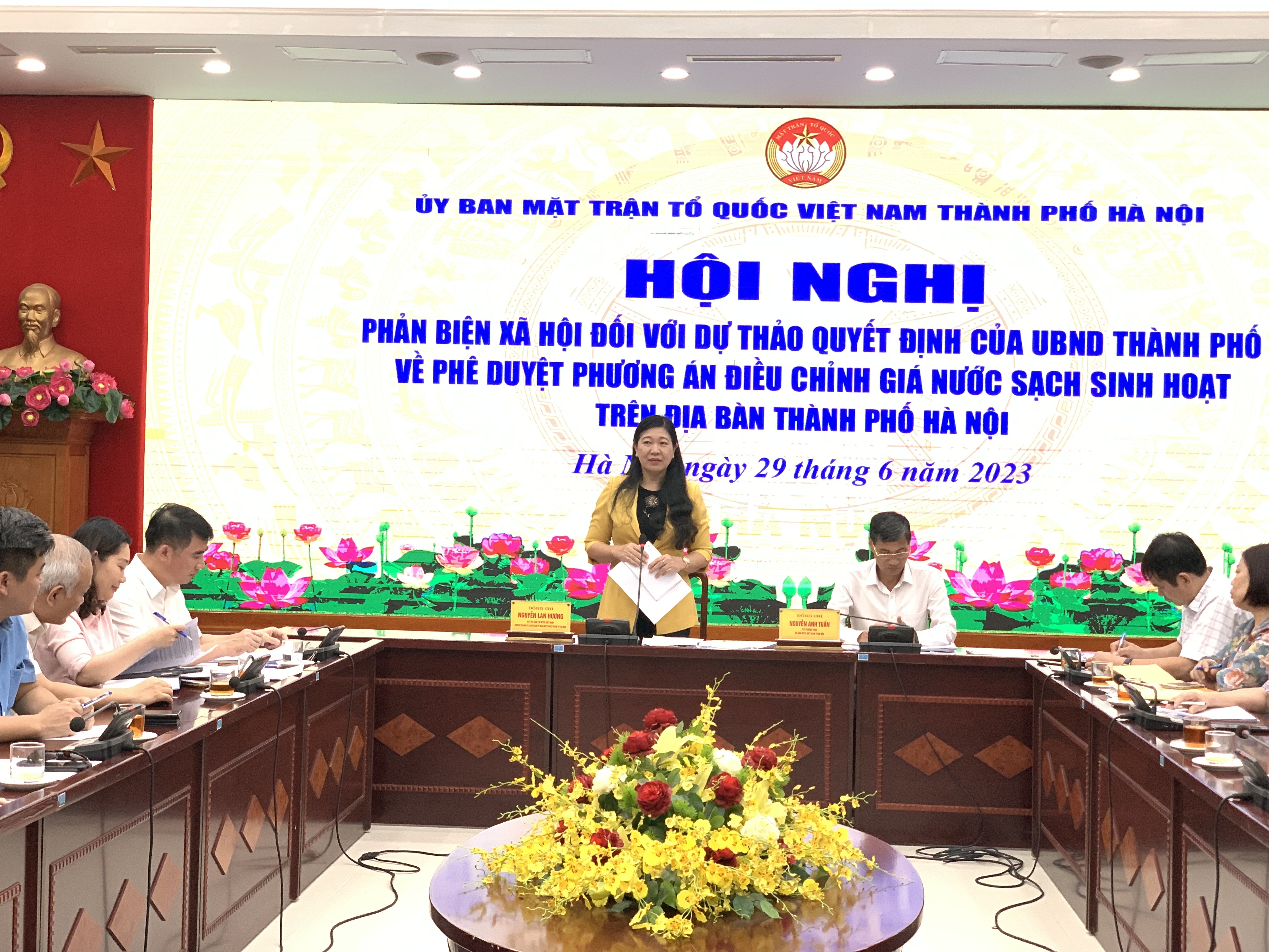 Tăng giá nước sạch sinh hoạt phải đi đôi với tăng chất lượng - ảnh 6