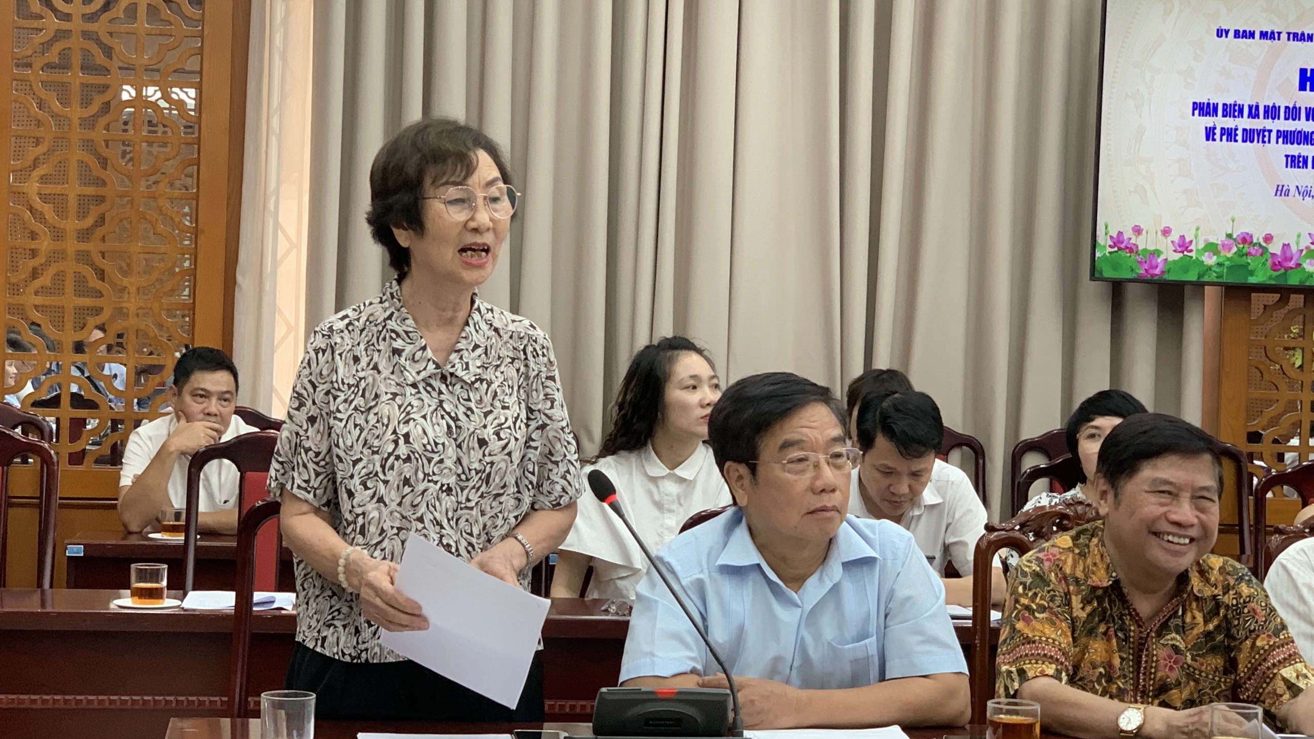 Tăng giá nước sạch sinh hoạt phải đi đôi với tăng chất lượng - ảnh 4