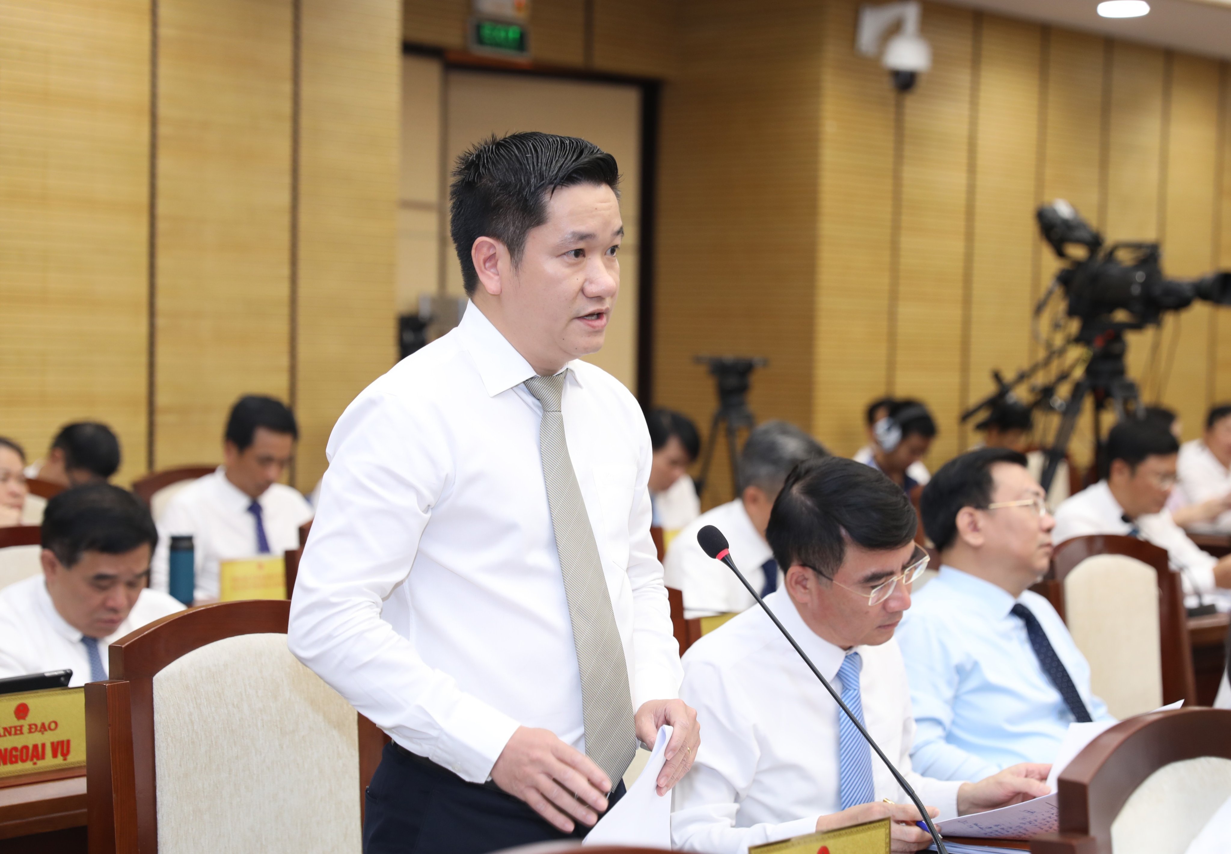 Làm rõ trách nhiệm của các sở ngành trong cải thiện môi trường đầu tư kinh doanh - ảnh 3