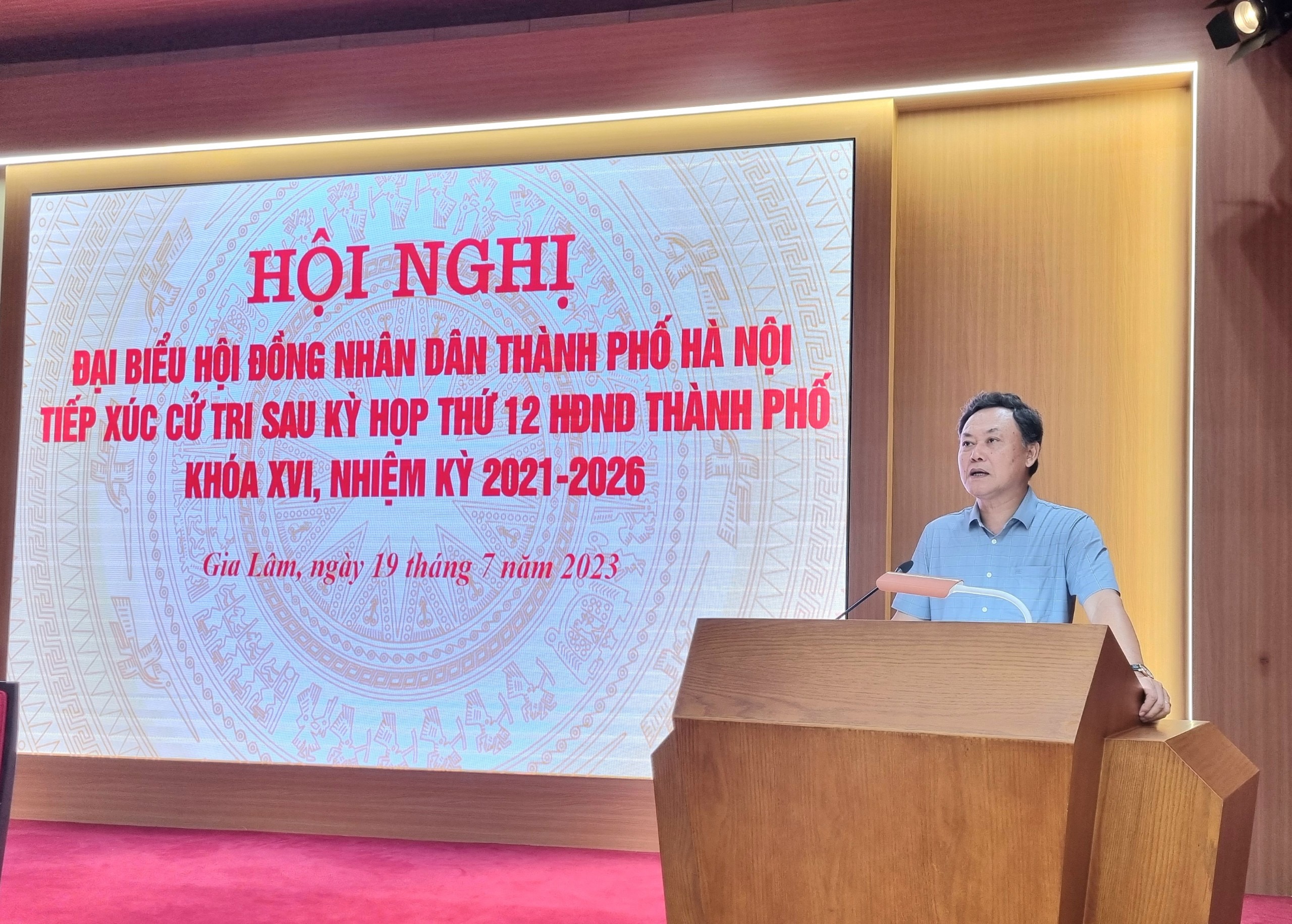 Cử tri Gia Lâm kiến nghị về nâng cấp đường giao thông và xử lý vi phạm về đất đai - ảnh 5