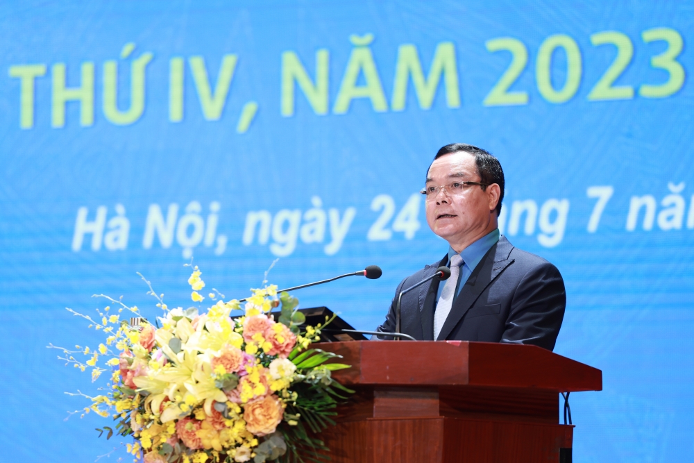 19 nữ công nhân được nhận giải thưởng Nguyễn Đức Cảnh - ảnh 2