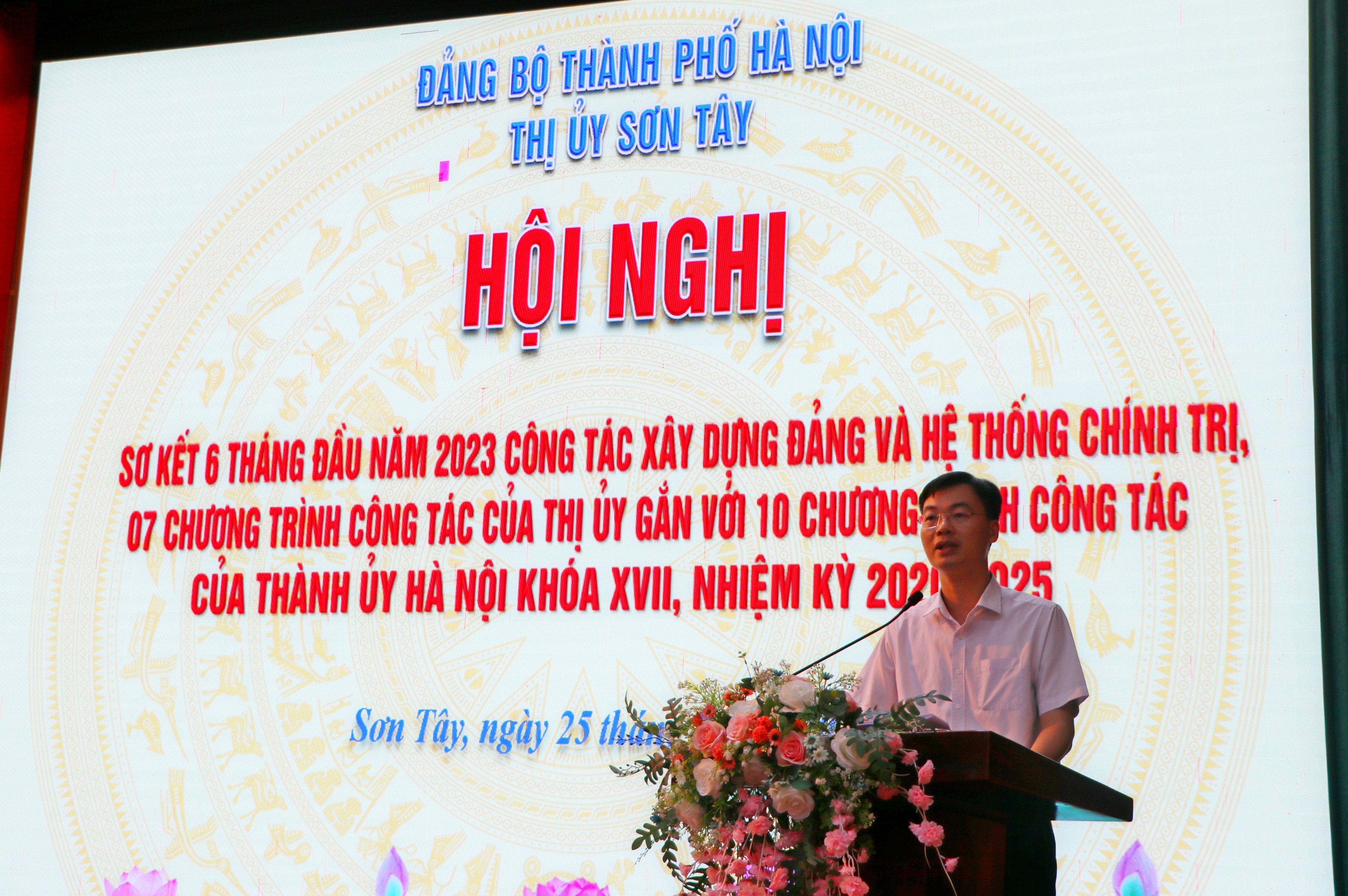 Sơn Tây: Tăng cường kỷ luật, kỷ cương hành chính trong thực thi công vụ - ảnh 3